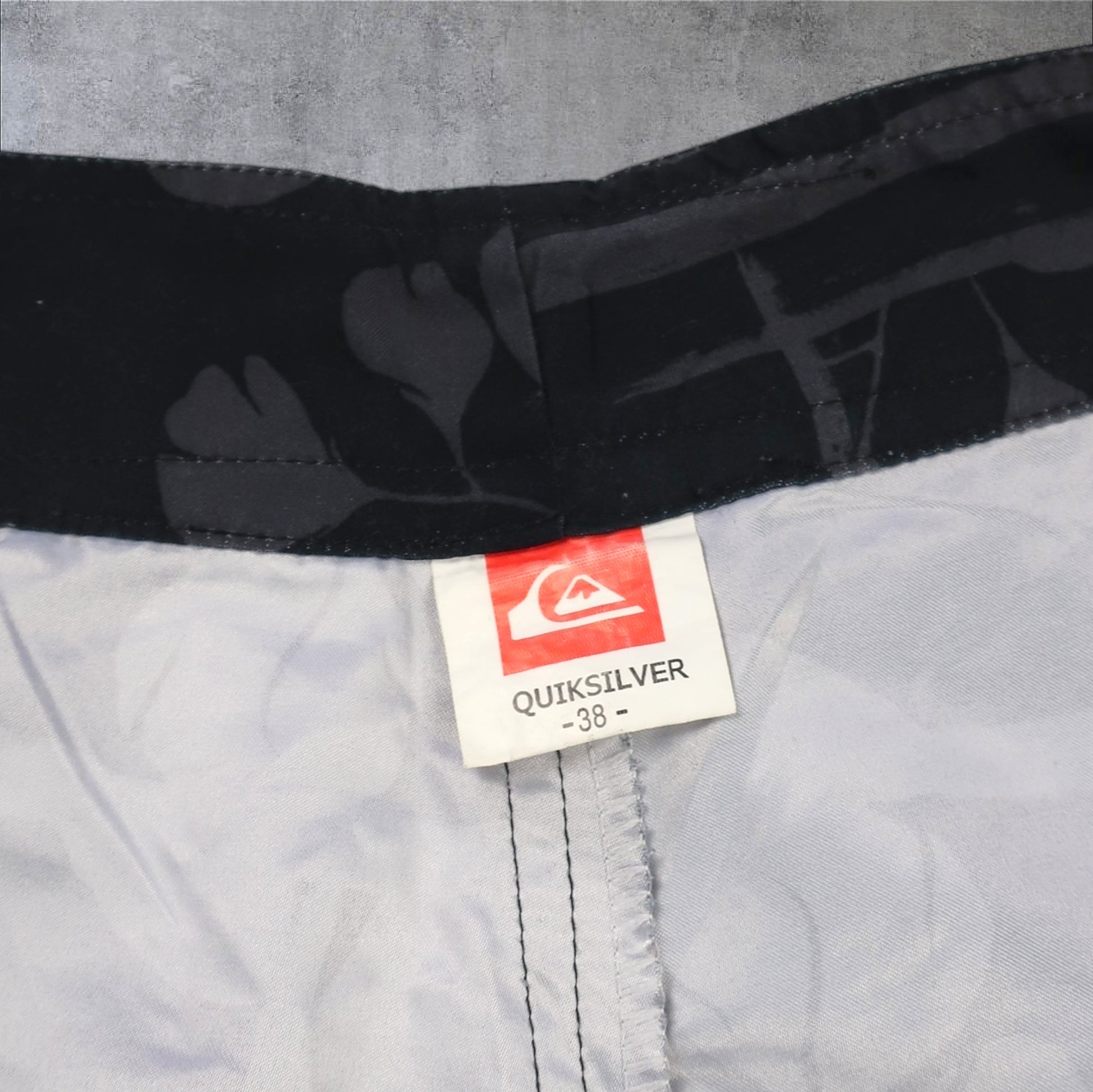 VINTAGE QUIKSILVER BOARD SHORTS - 38”