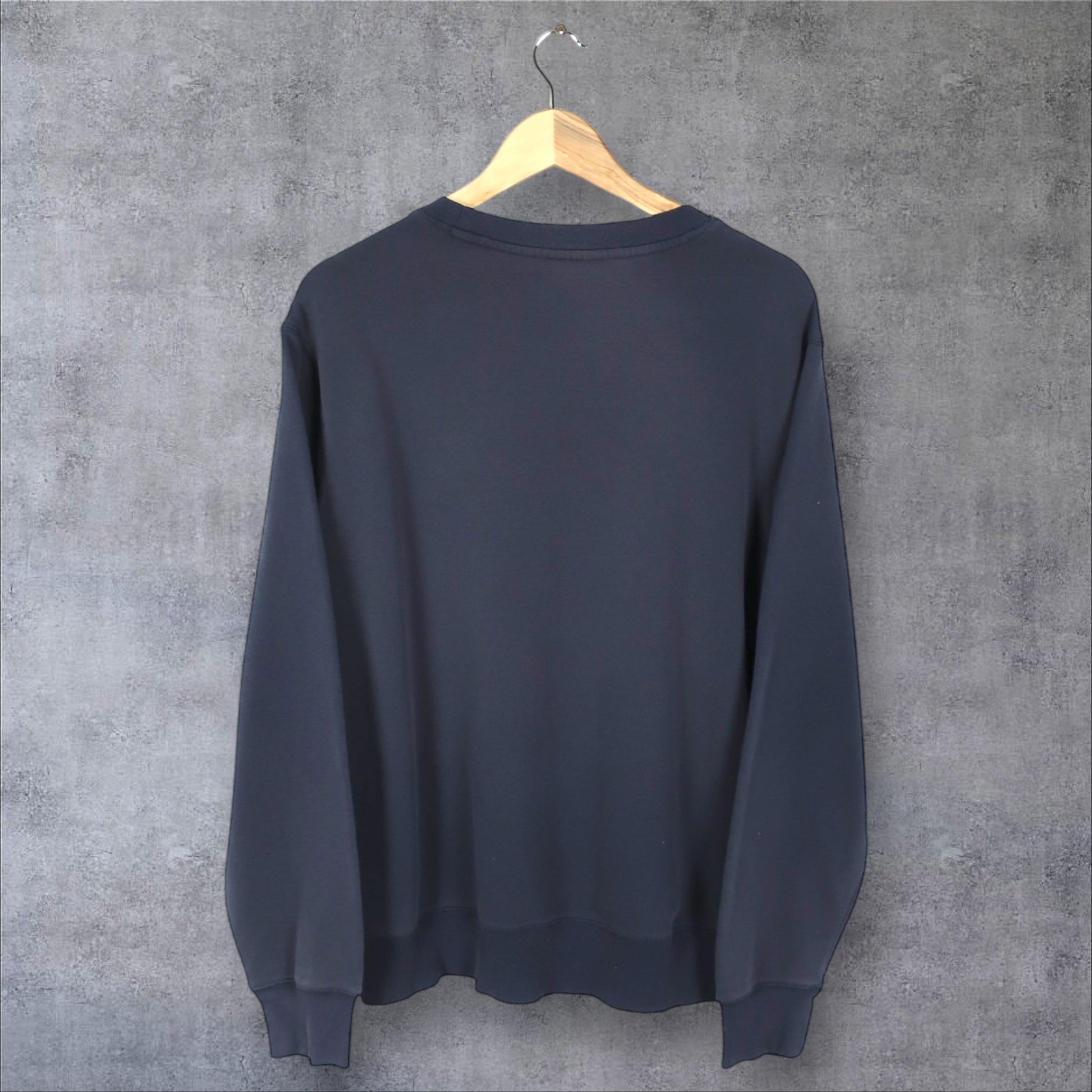 CHAMPION SWEATER - L