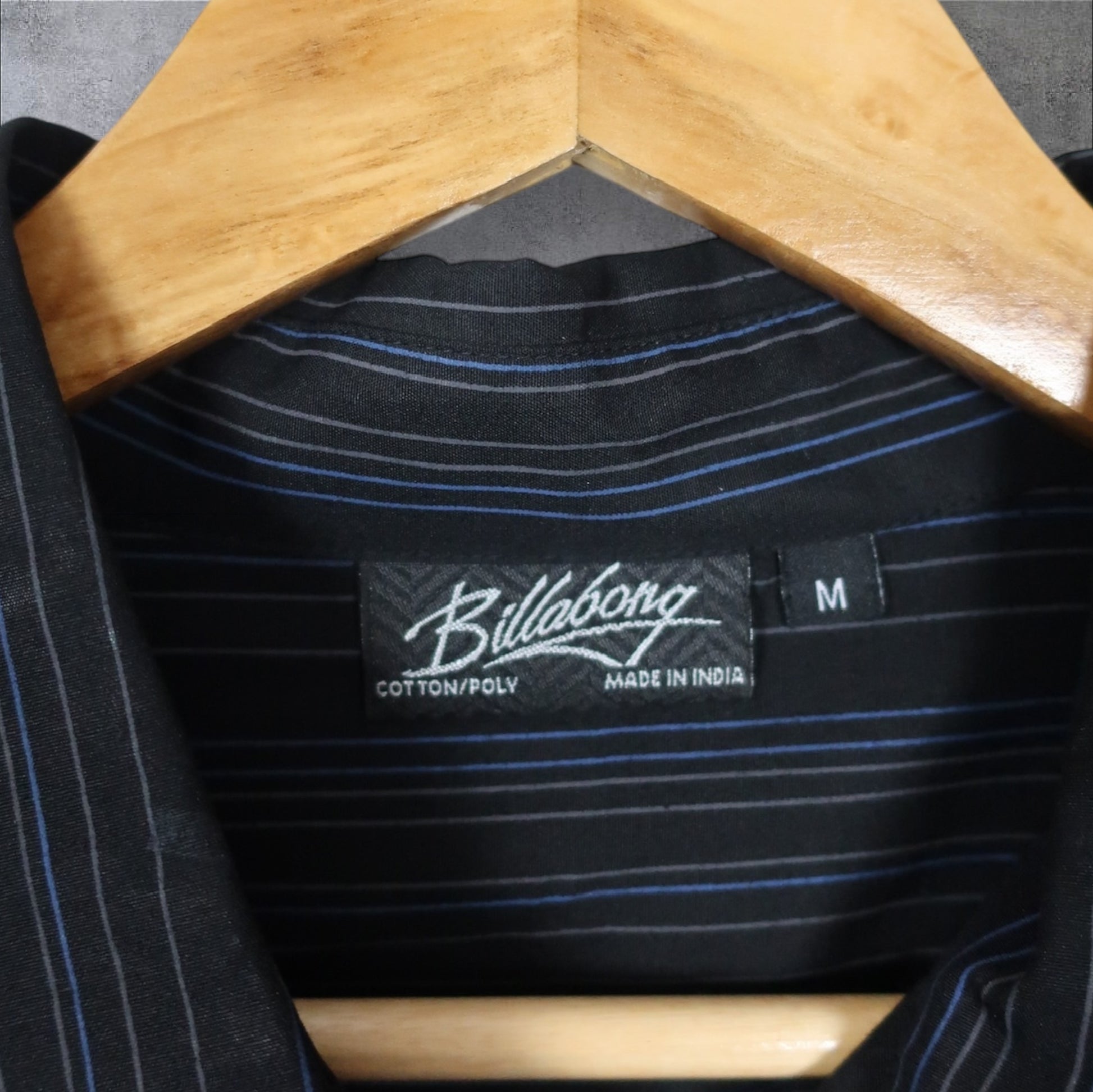 VINTAGE BILLABONG BUTTON-UP SHIRT - M