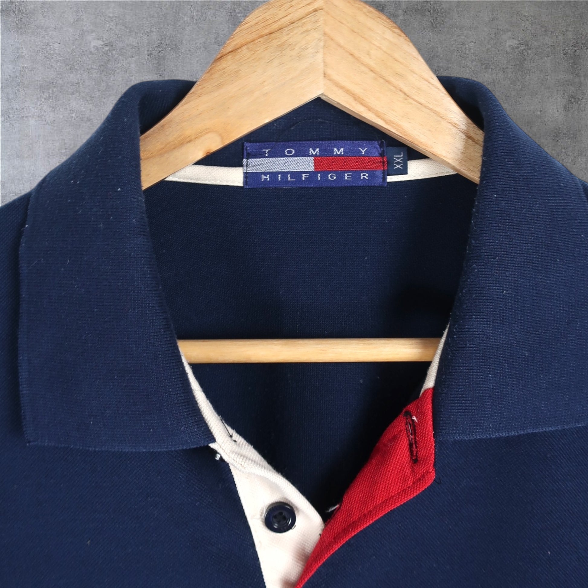 VINTAGE TOMMY HILFIGER POLO SHIRT - XL/XXL