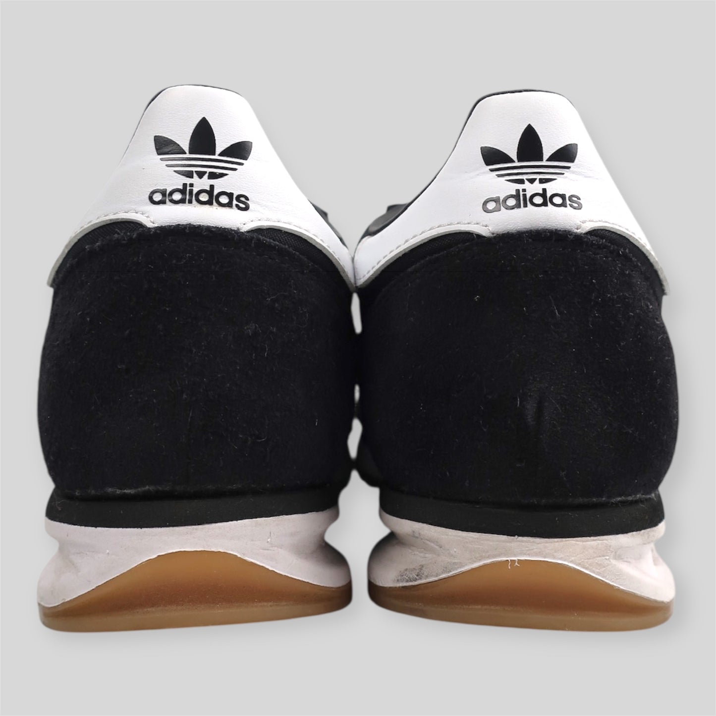 BLACK & WHITE ADIDAS SL 72 - SIZE 7