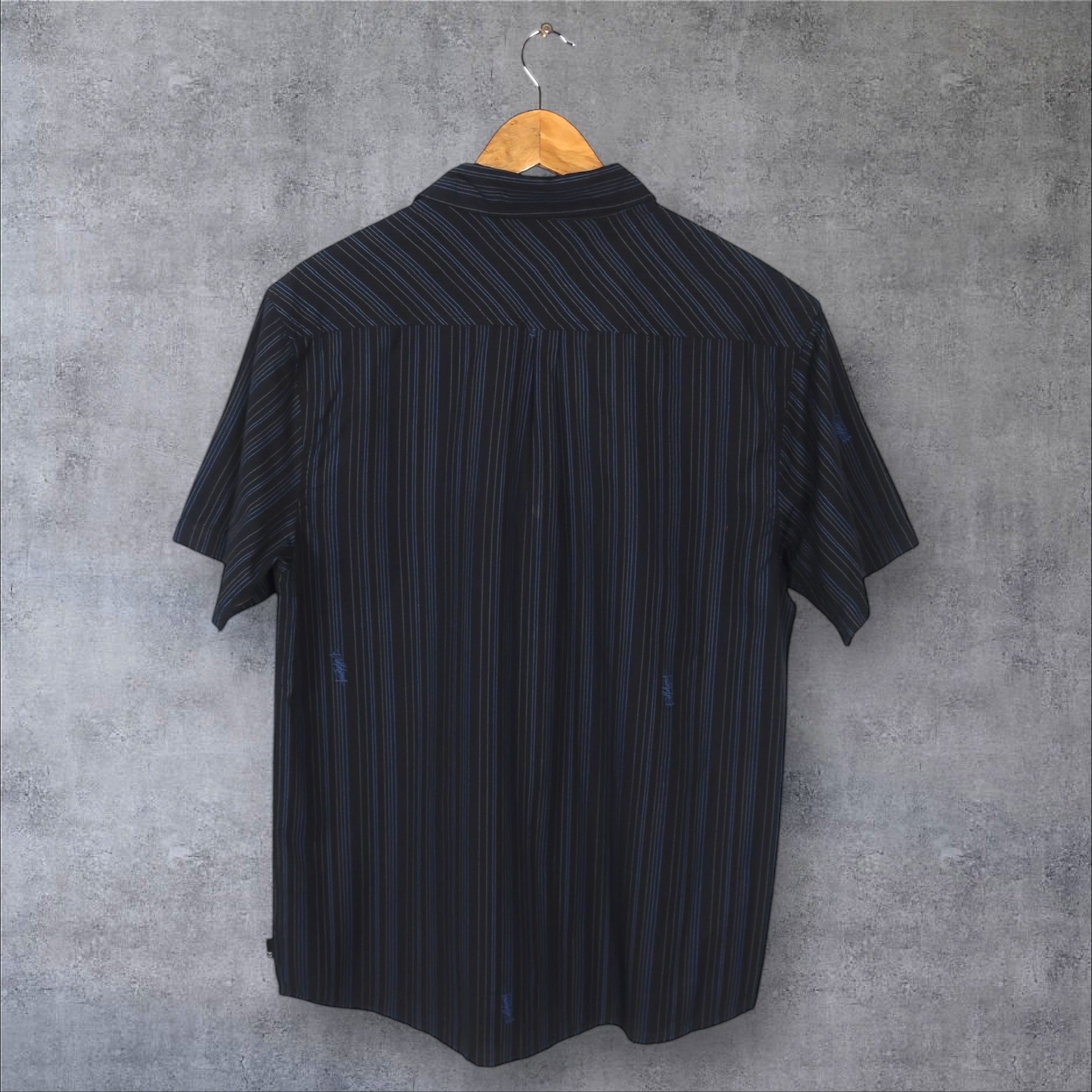 VINTAGE BILLABONG BUTTON-UP SHIRT - M