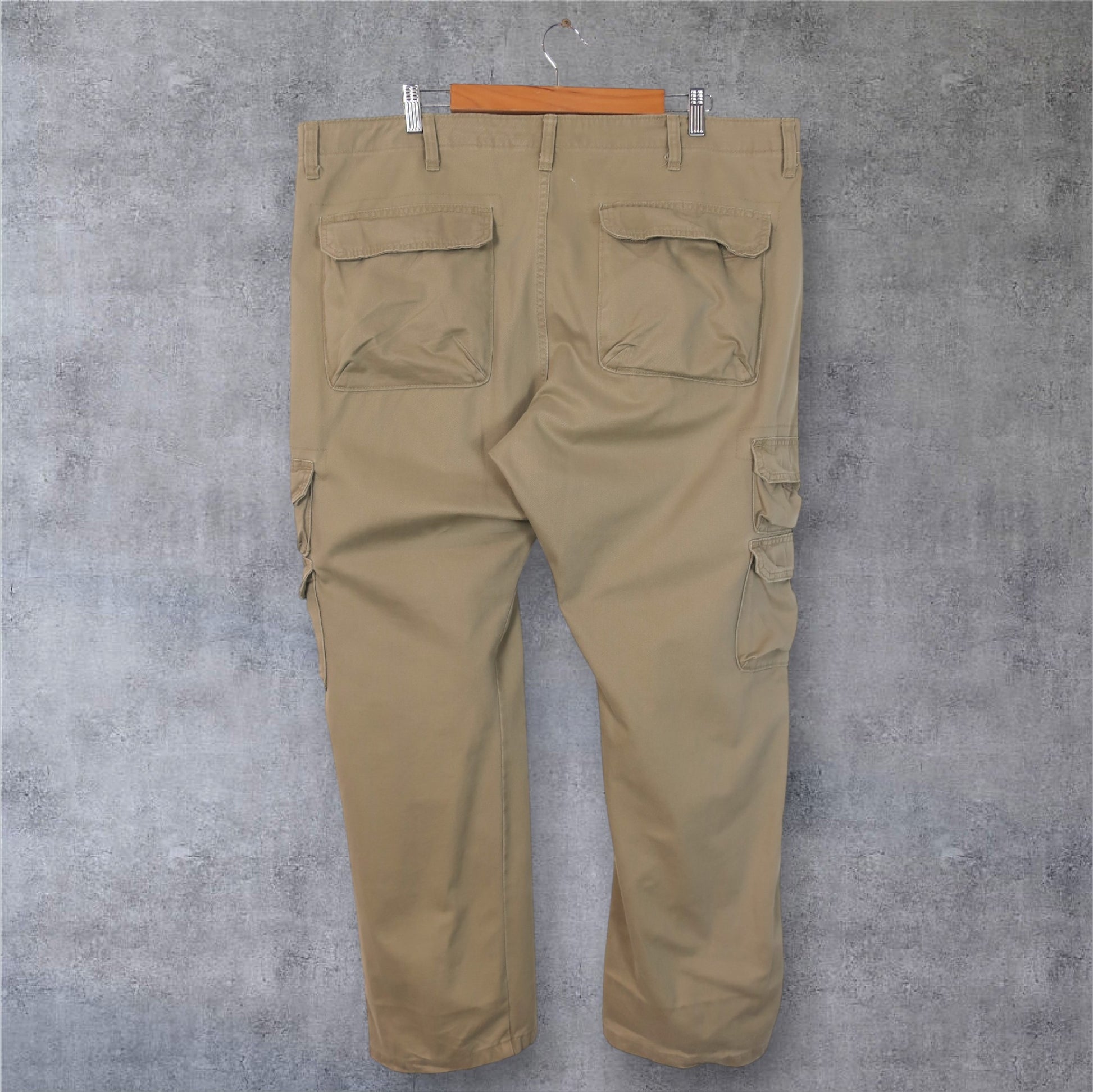VINTAGE WRANGLER CARGO PANTS - 40"