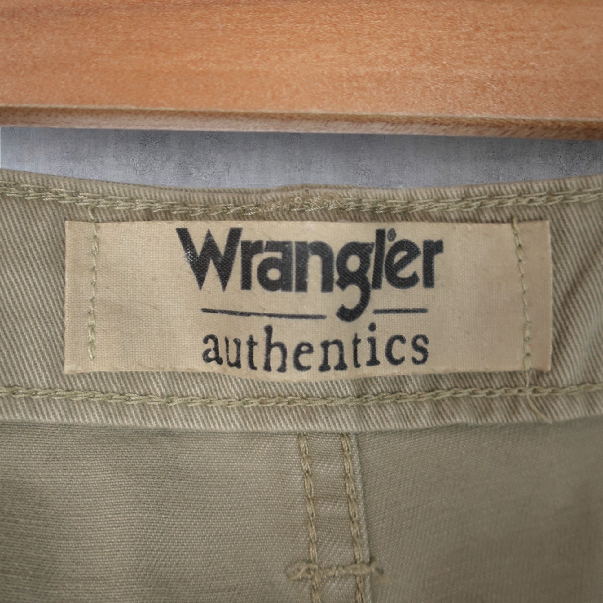 VINTAGE WRANGLER CARGO PANTS - 40"