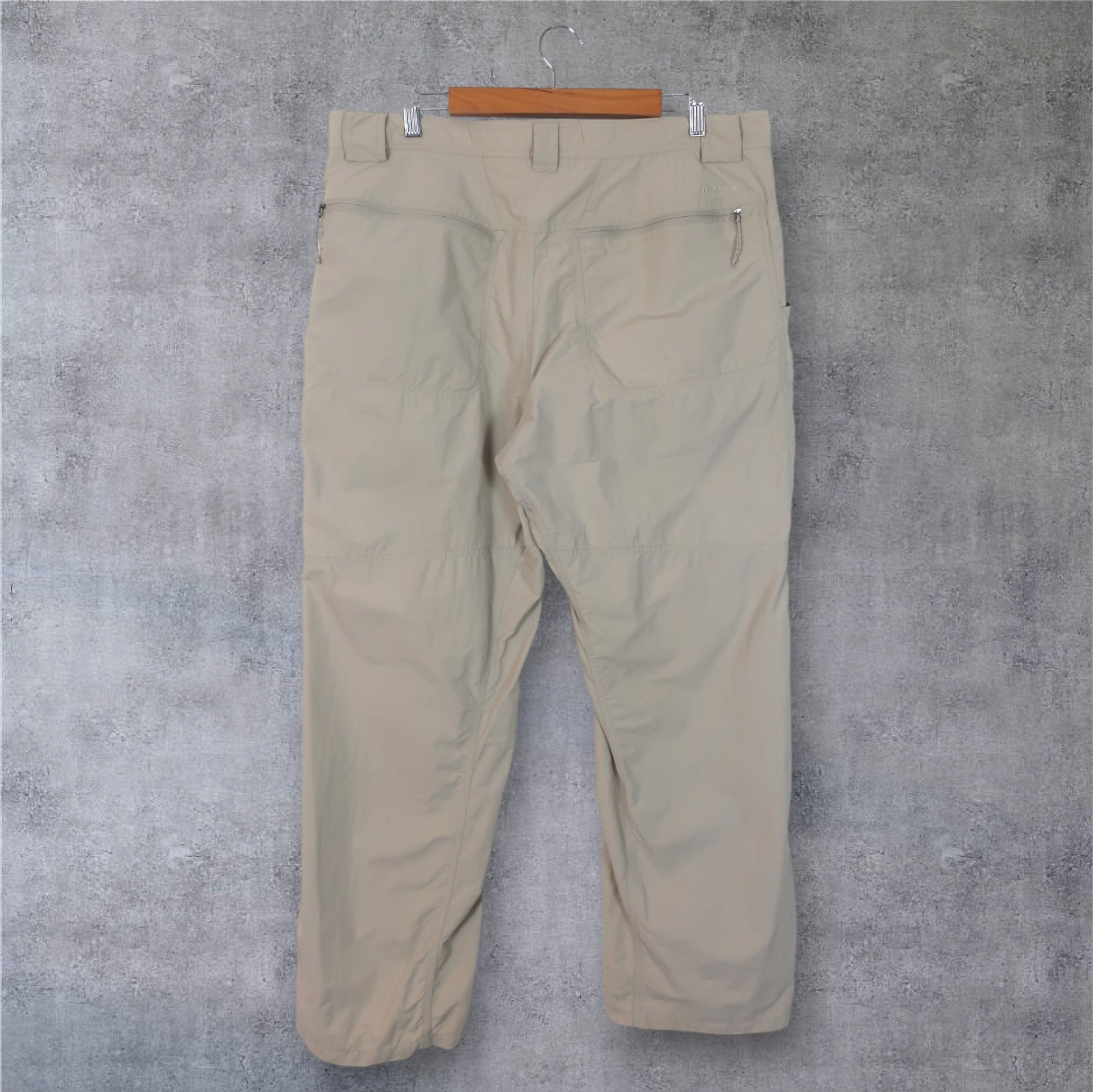 VINTAGE COLUMBIA CARGO PANTS - 38"