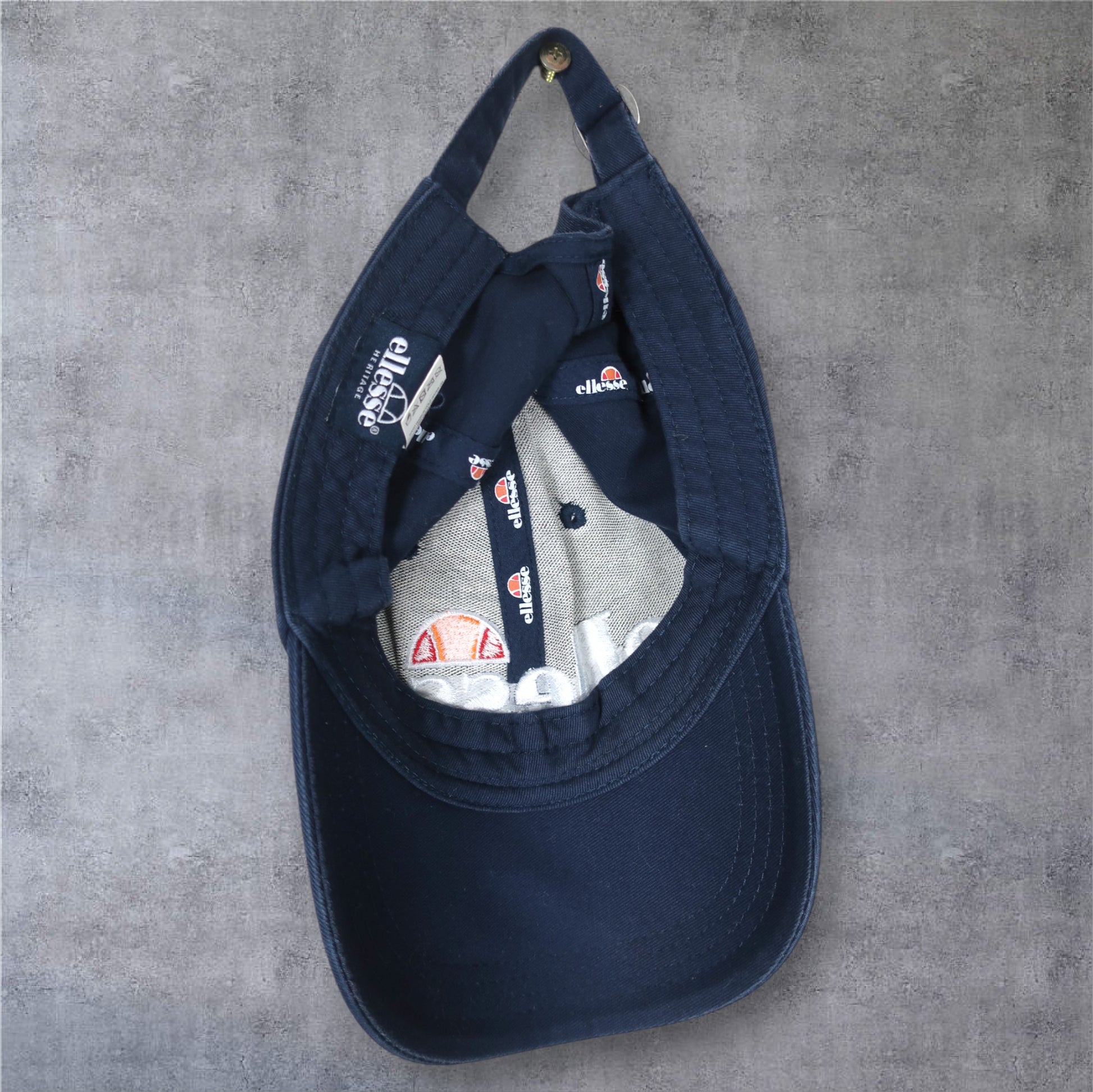 VINTAGE ELLESSE HAT