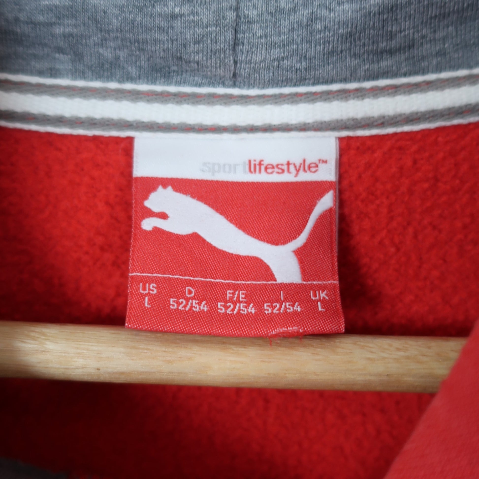 VINTAGE PUMA HOODIE - L