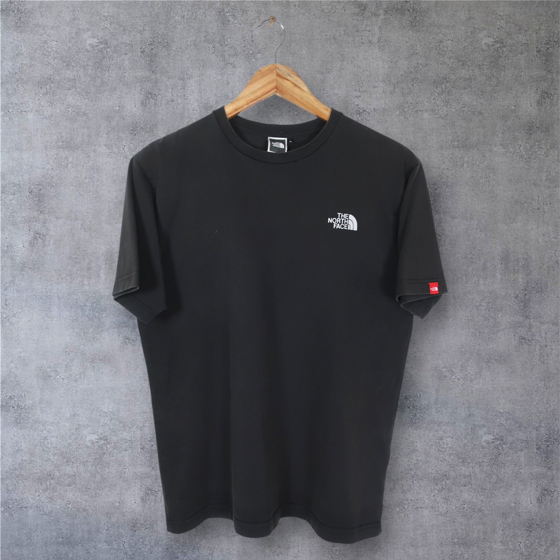 THE NORTH FACE T-SHIRT - M/L
