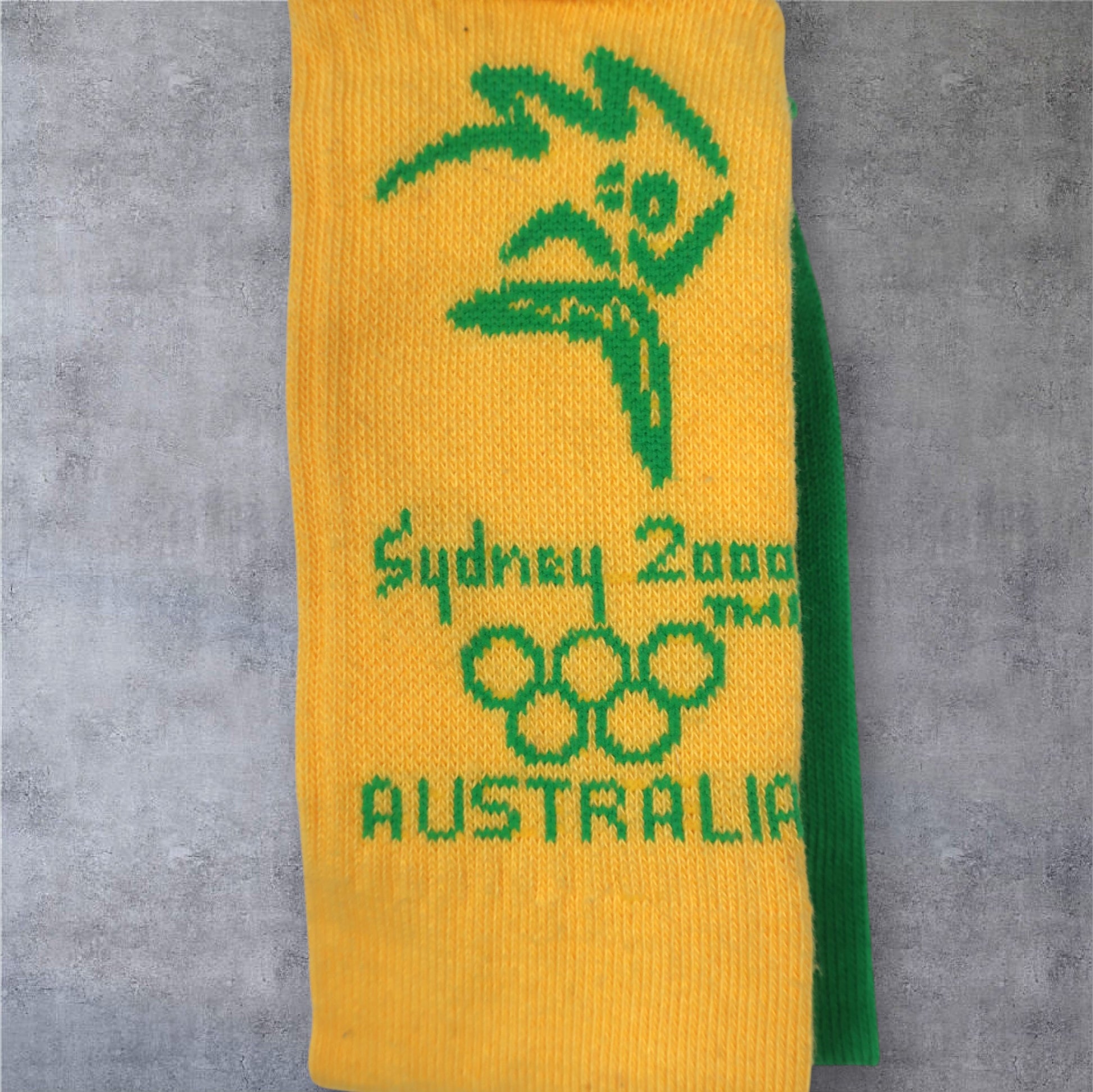 SYDNEY 2000 AUSTRALIAN OLYMPIC BONDS SOCKS - Y7-9
