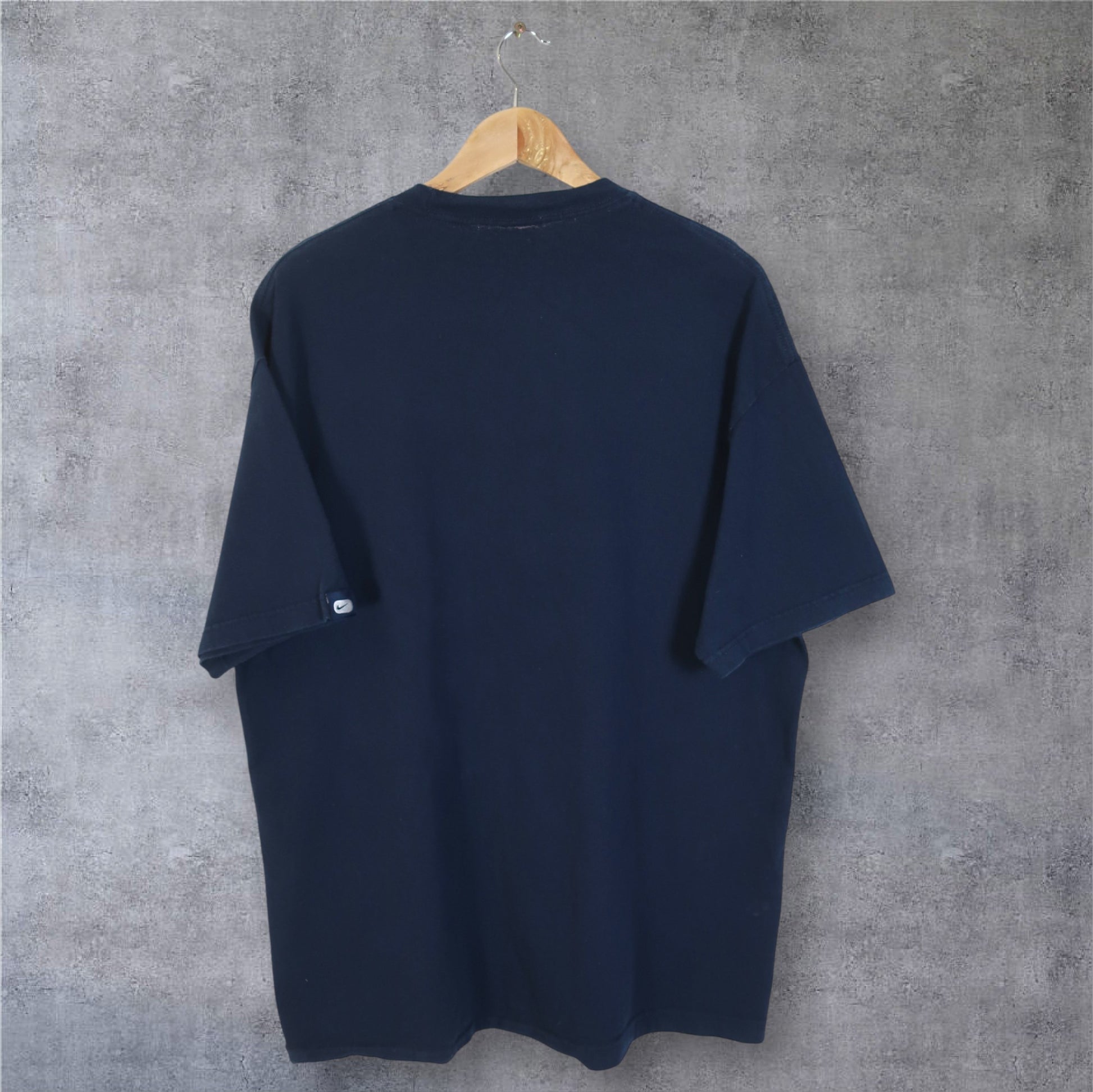 VINTAGE NIKE T-SHIRT - XL