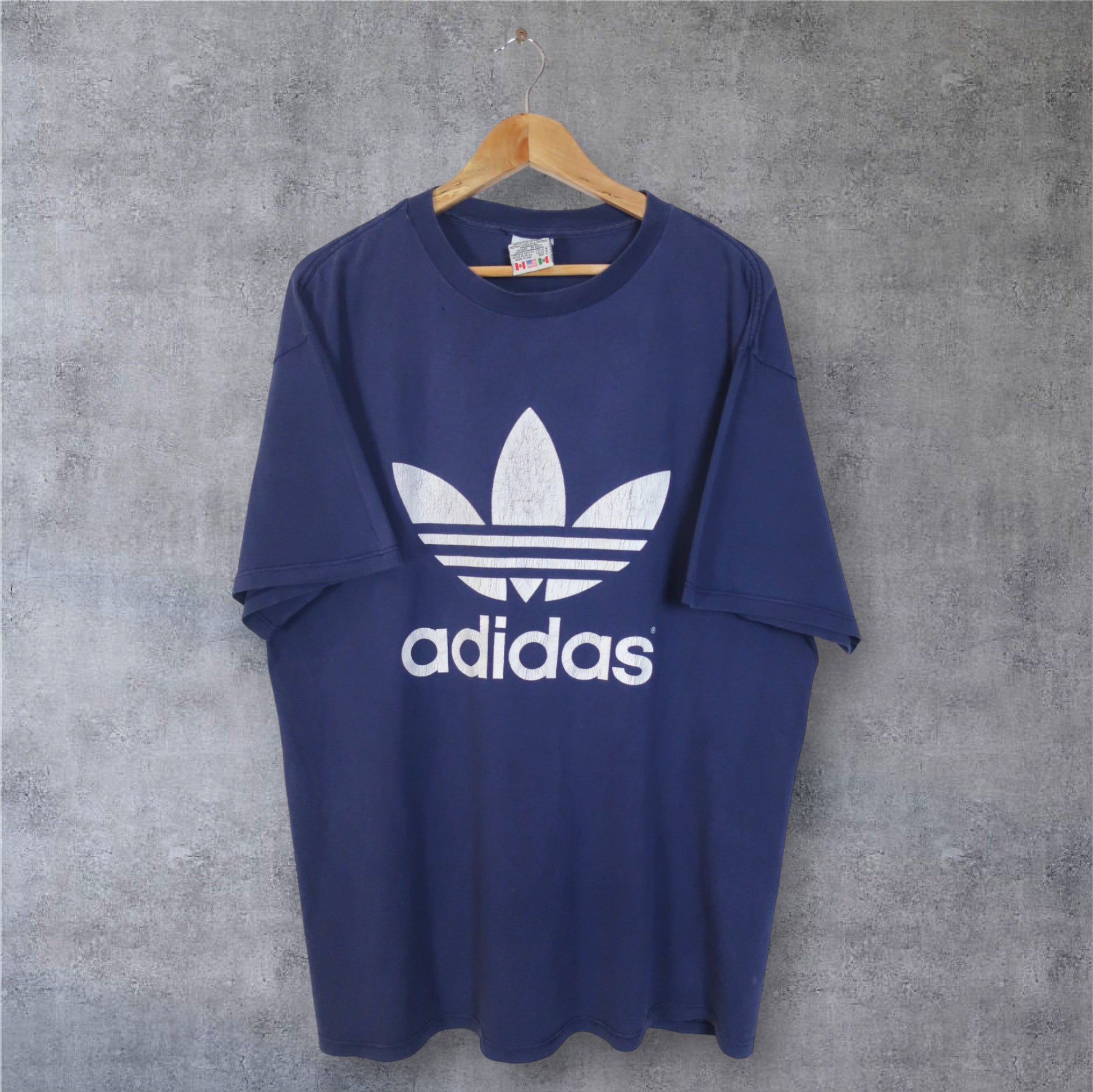 VINTAGE ADIDAS T-SHIRT - L/XL