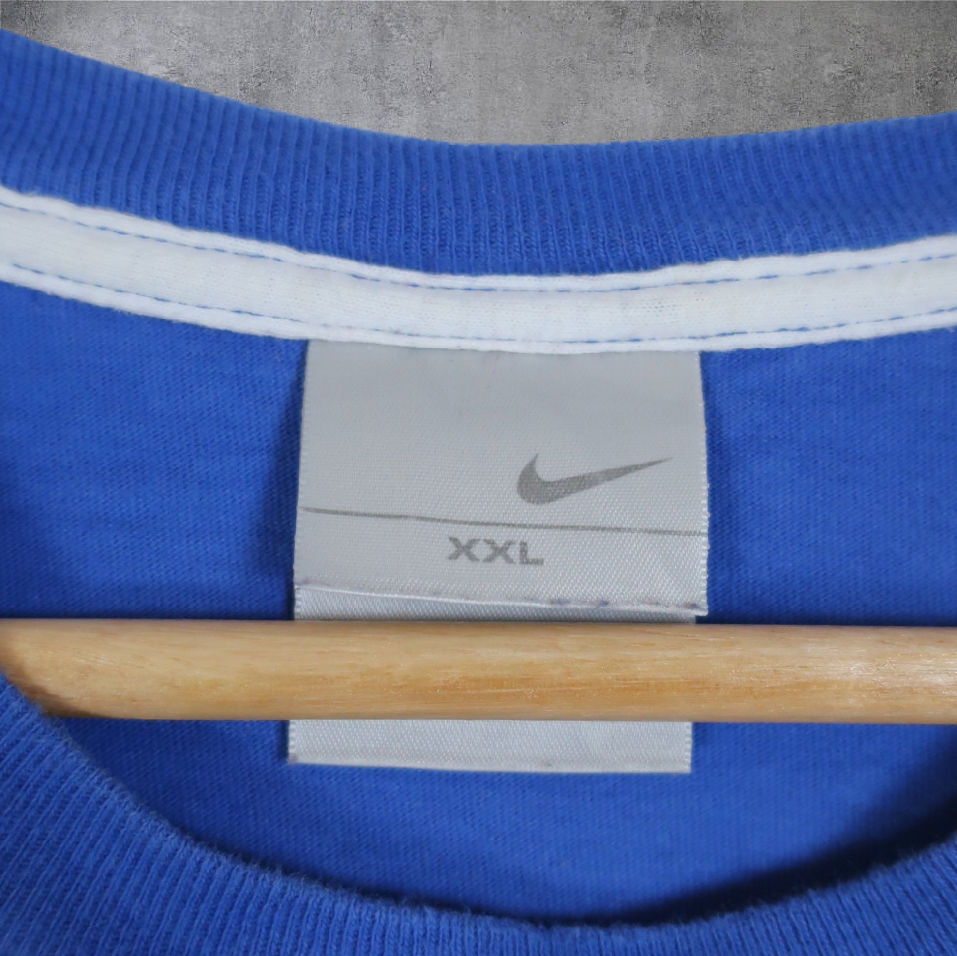 VINTAGE NIKE T-SHIRT - XXL/XL