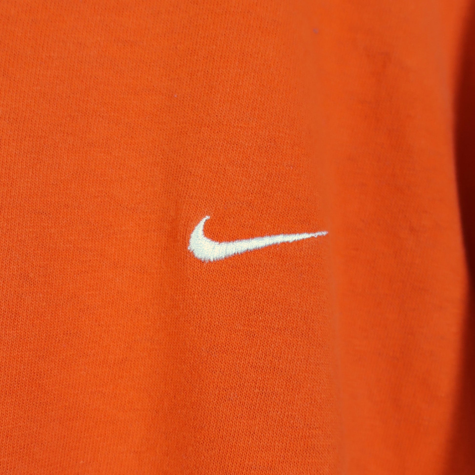 VINTAGE NIKE T-SHIRT - L