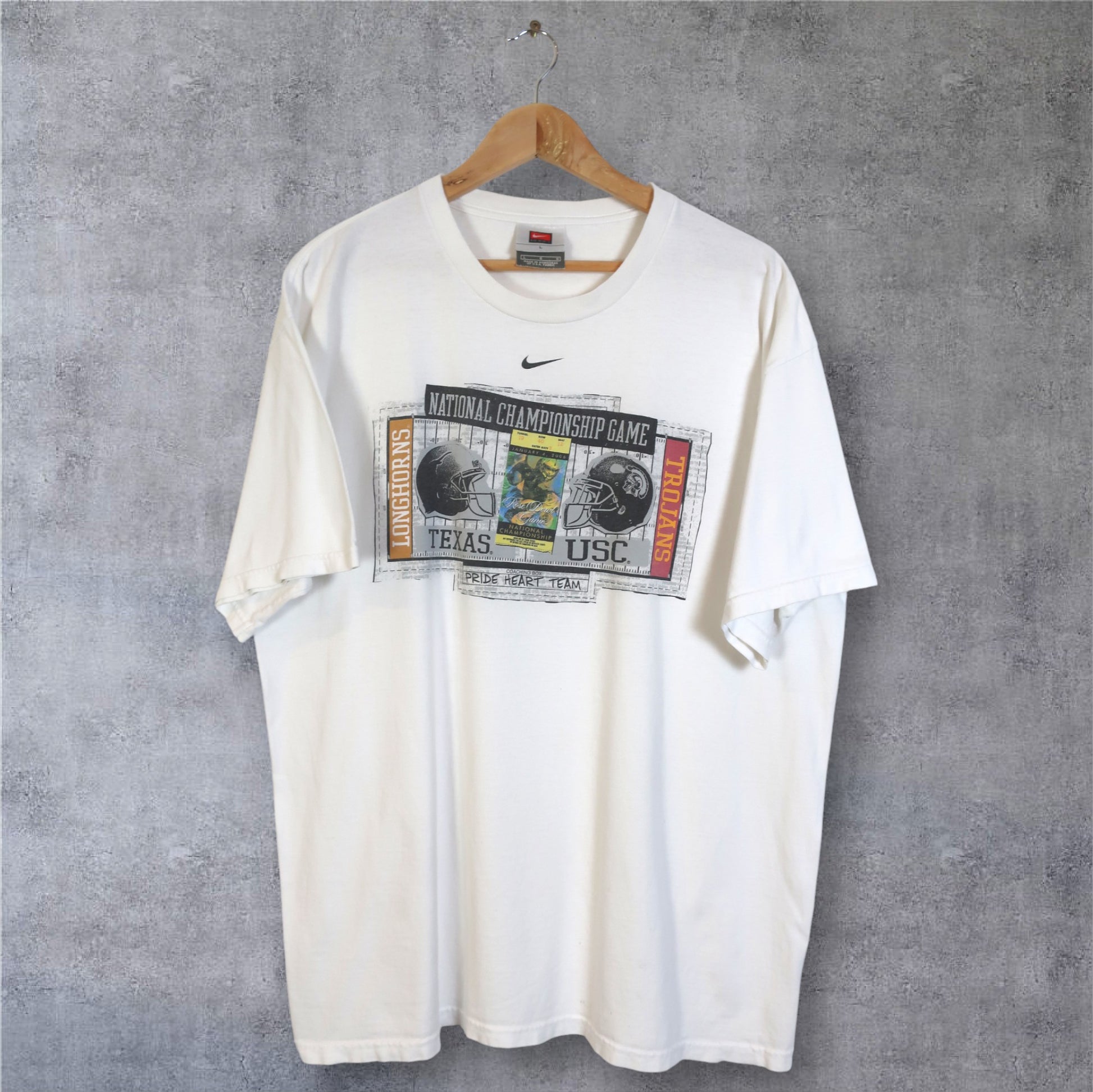 VINTAGE NIKE TEAM T-SHIRT - L