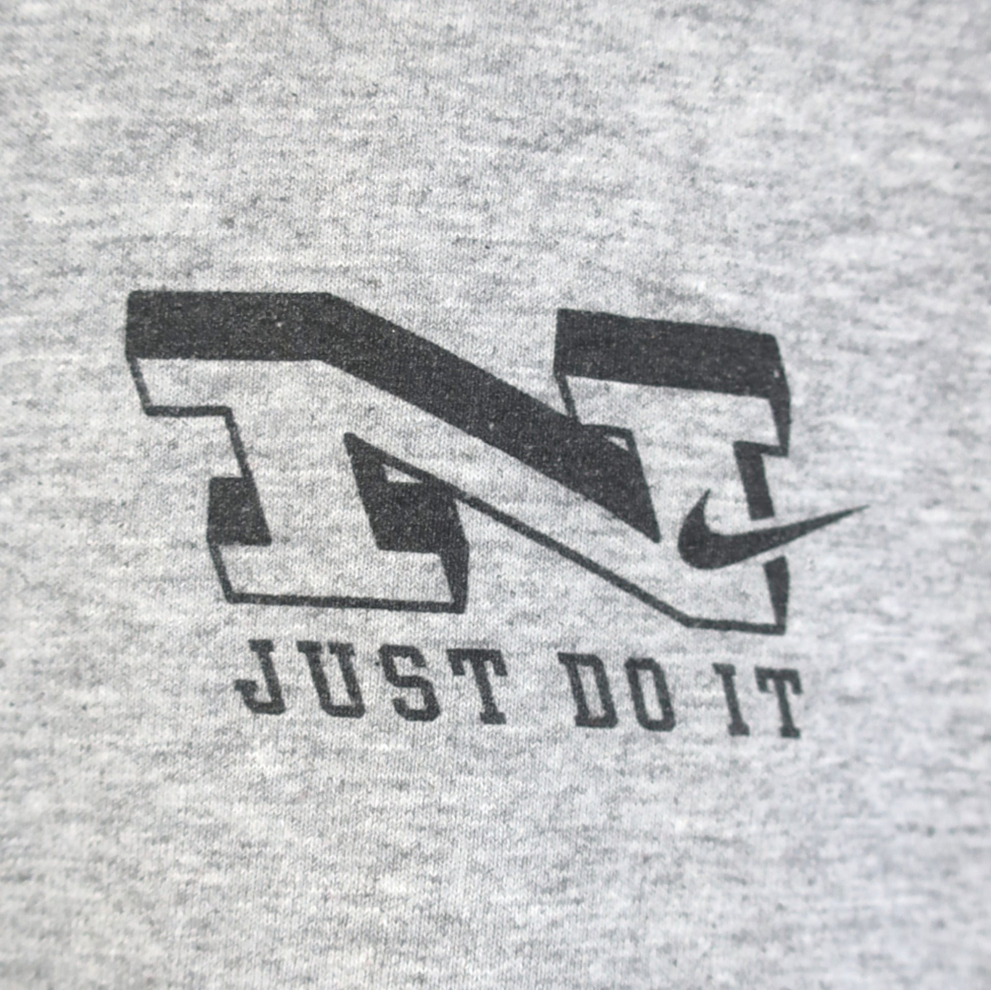 VINTAGE NIKE T-SHIRT - XL