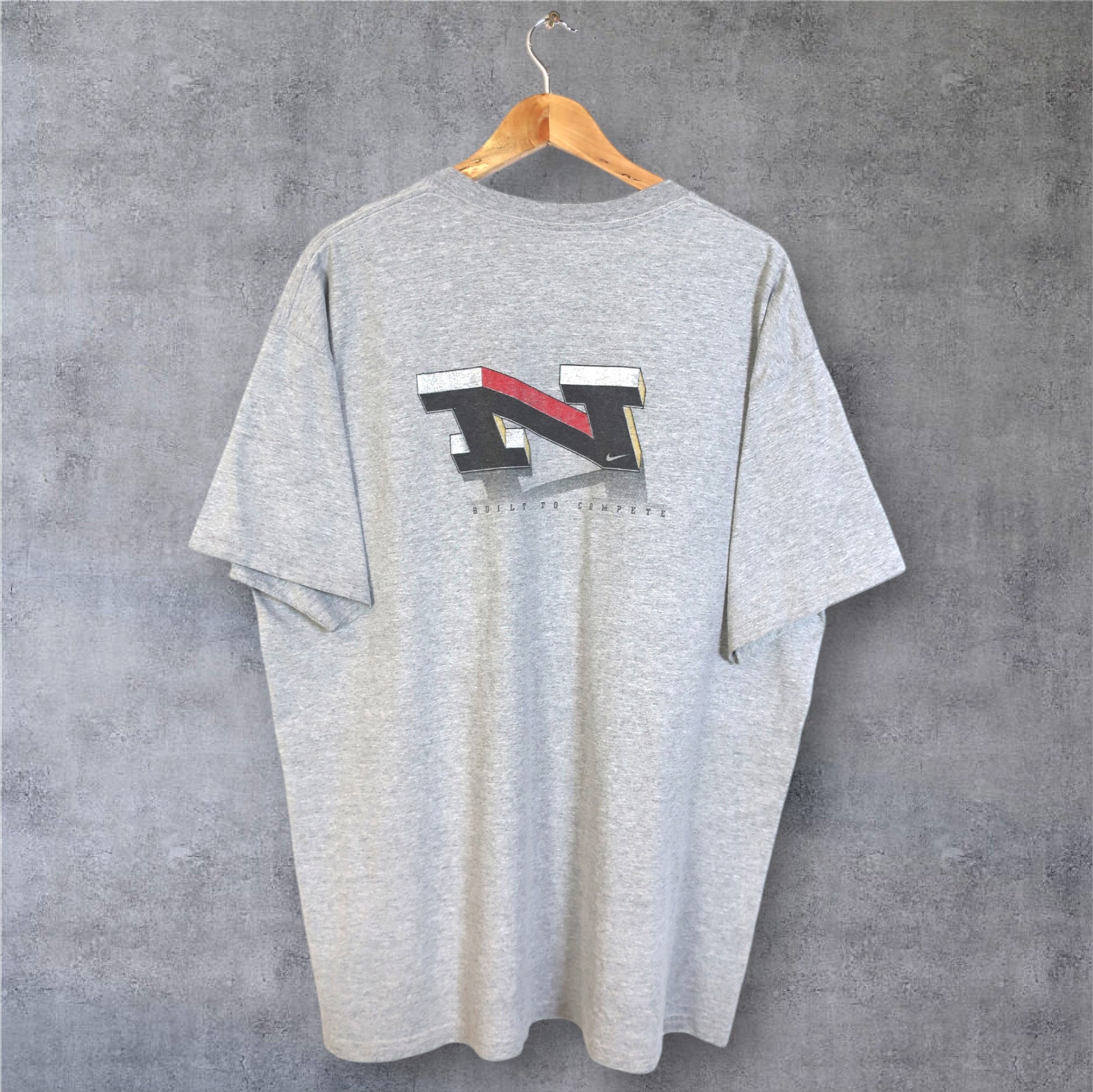 VINTAGE NIKE T-SHIRT - XL