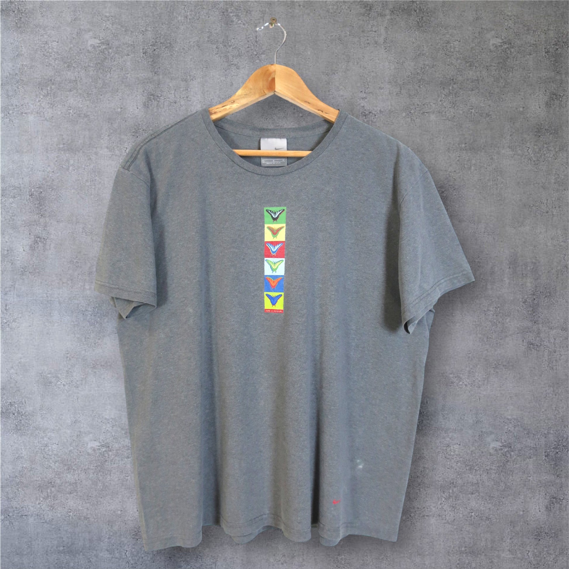 VINTAGE NIKE T-SHIRT - S
