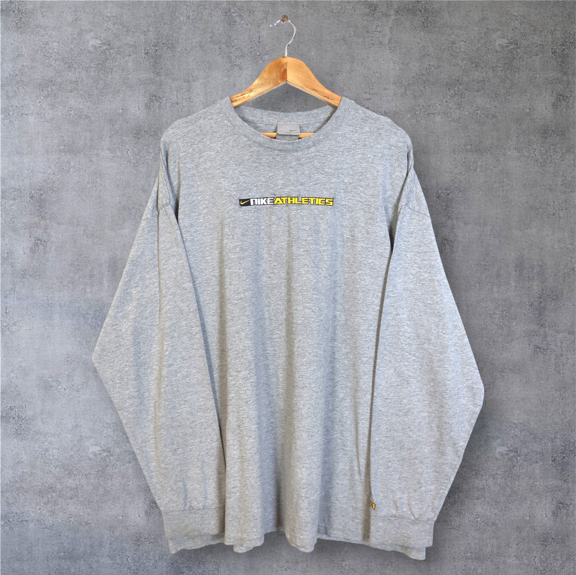 VINTAGE LONG-SLEEVE NIKE T-SHIRT - XXL