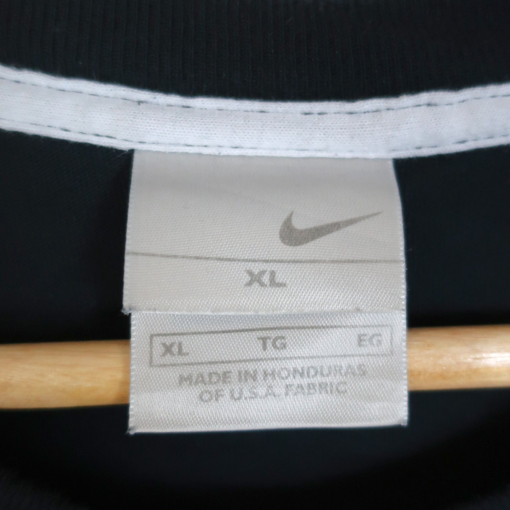 VINTAGE NIKE T-SHIRT - XL
