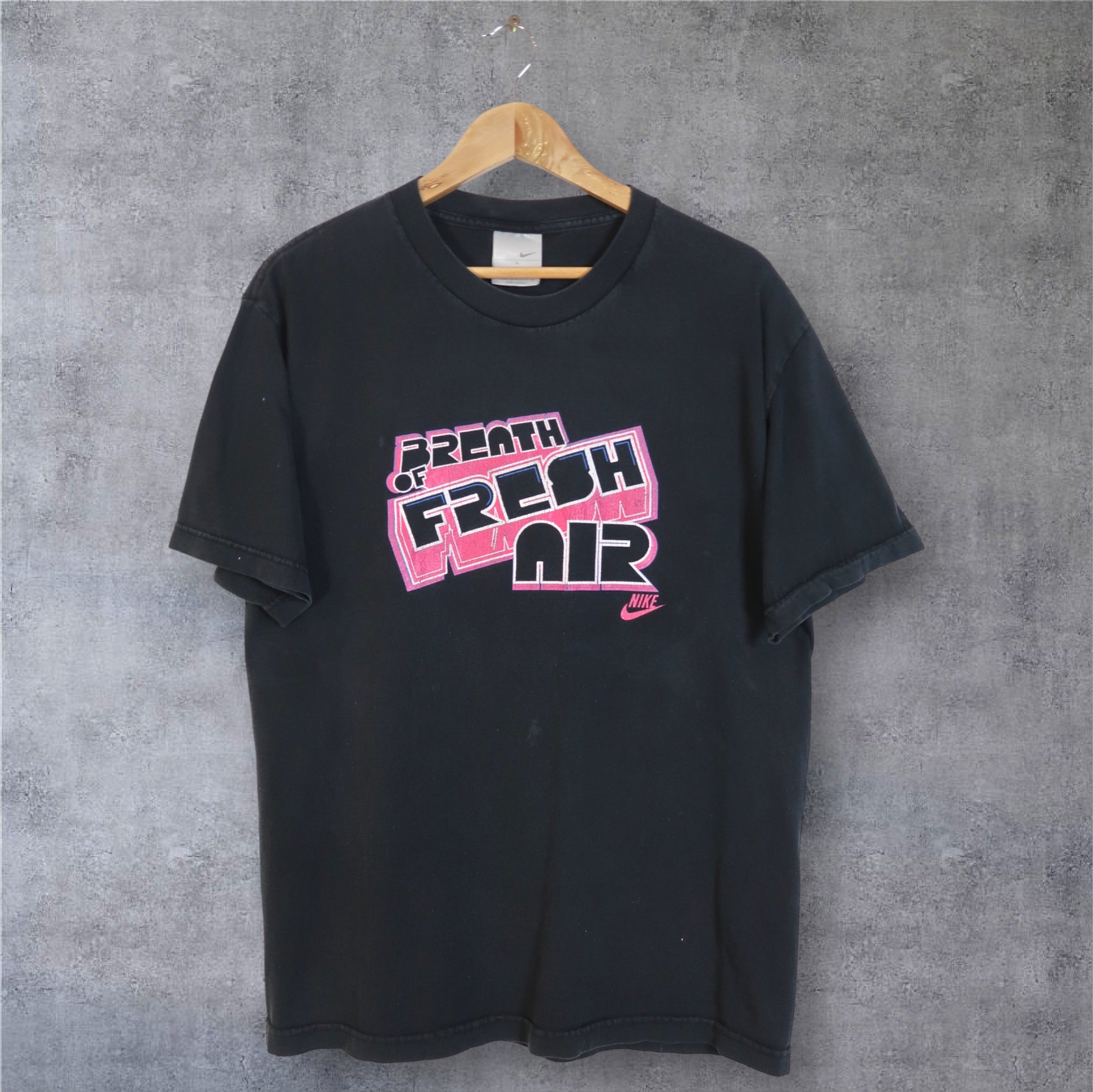 VINTAGE NIKE T-SHIRT - L