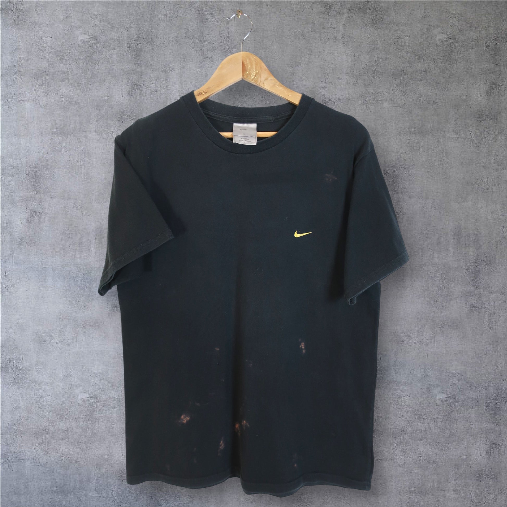 VINTAGE NIKE T-SHIRT - S
