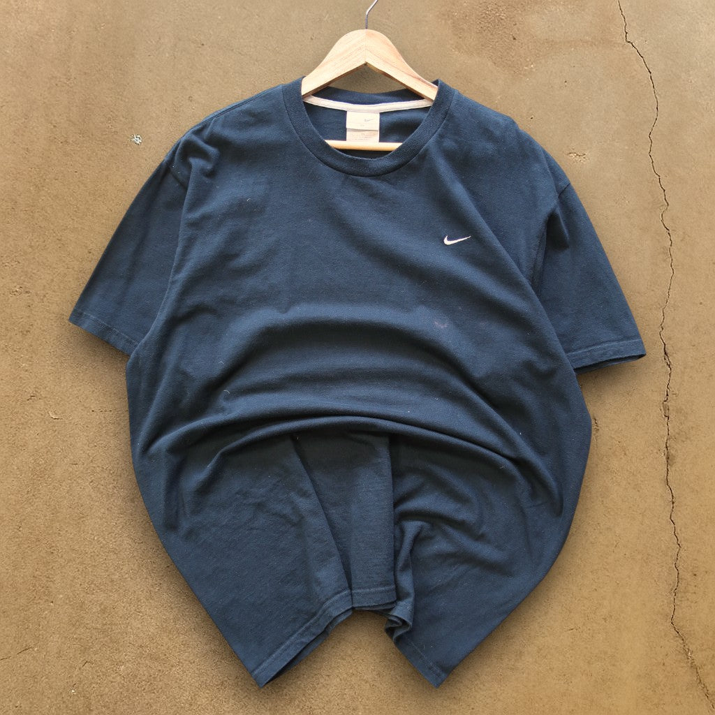 VINTAGE NIKE T-SHIRT - XL
