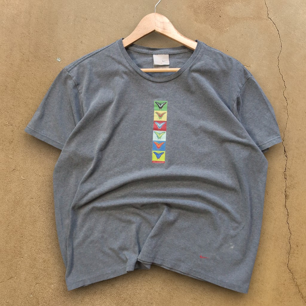 VINTAGE NIKE T-SHIRT - S