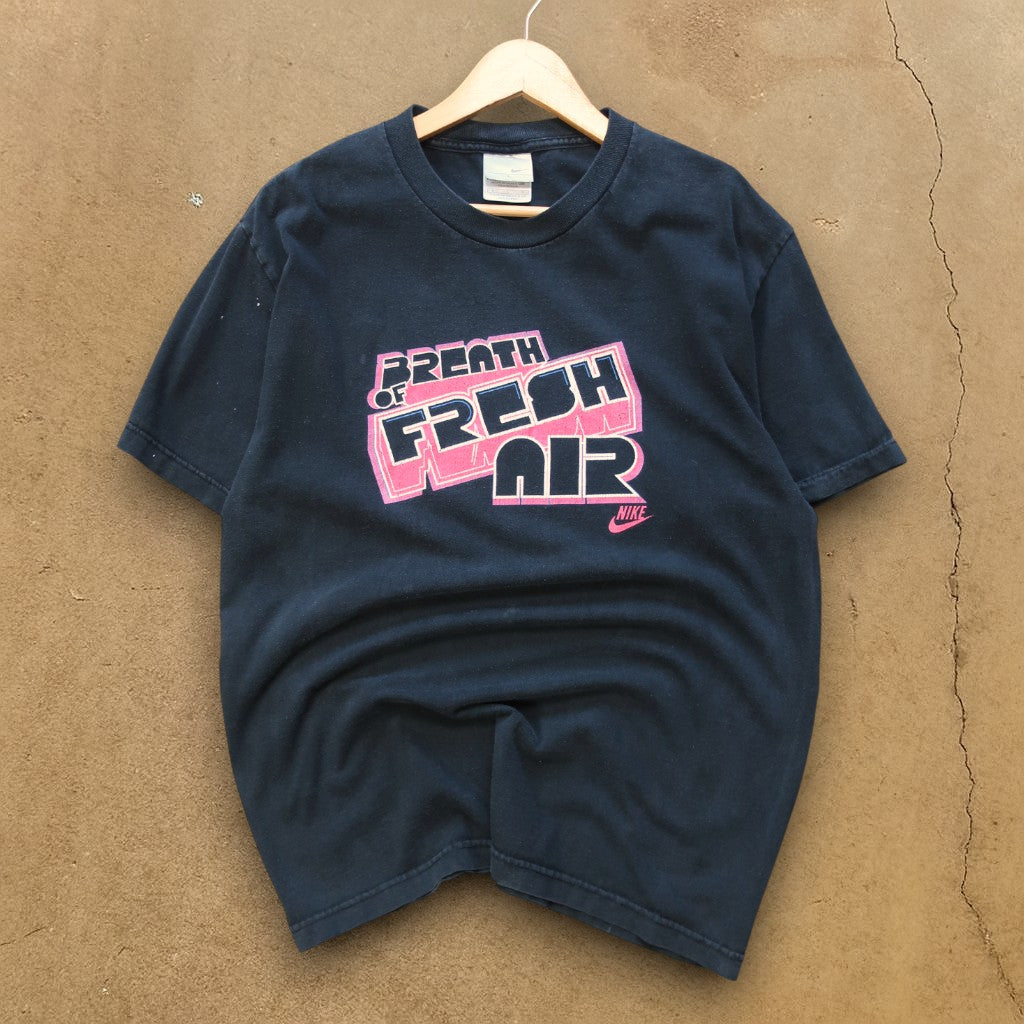VINTAGE NIKE T-SHIRT - L