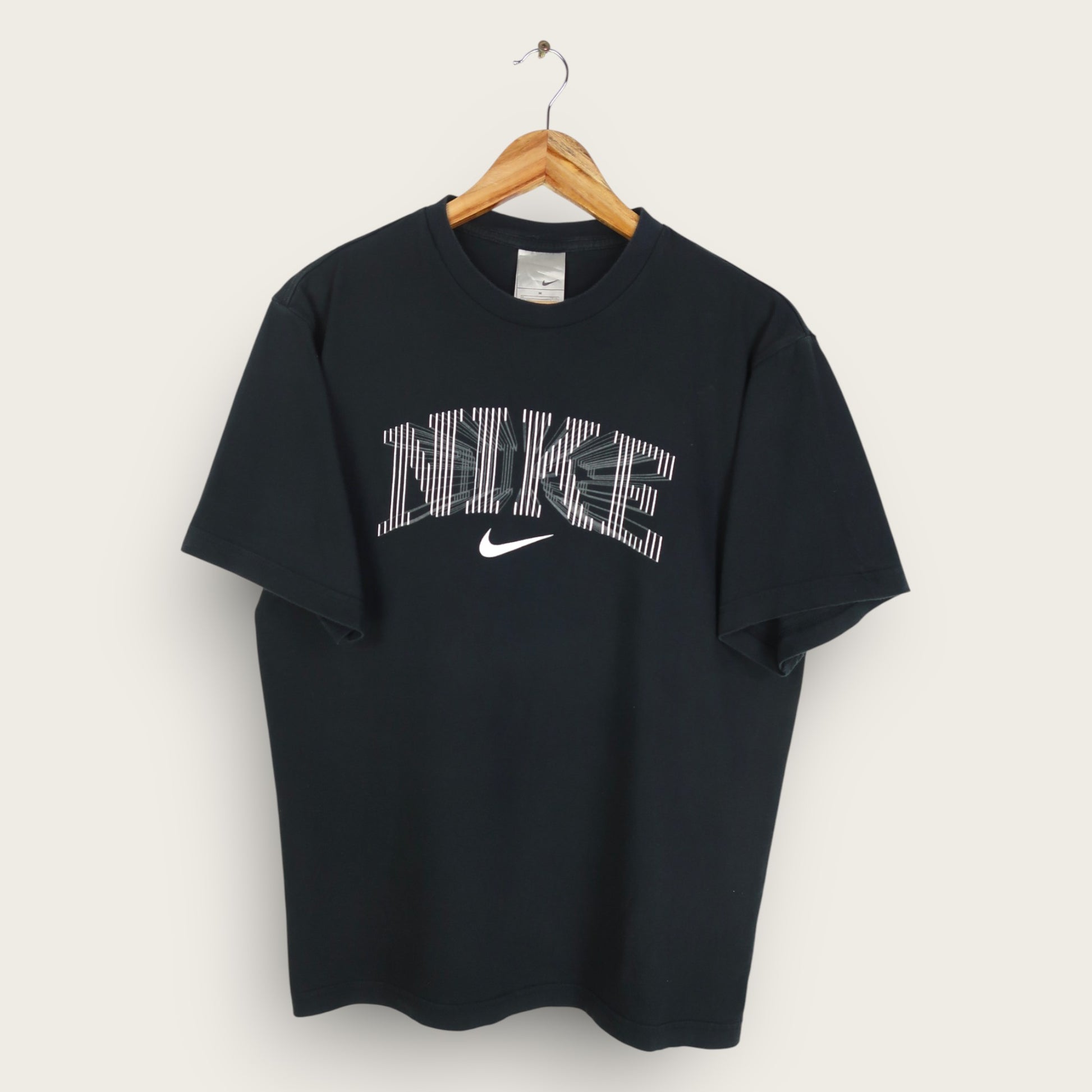 VINTAGE NIKE T-SHIRT - M