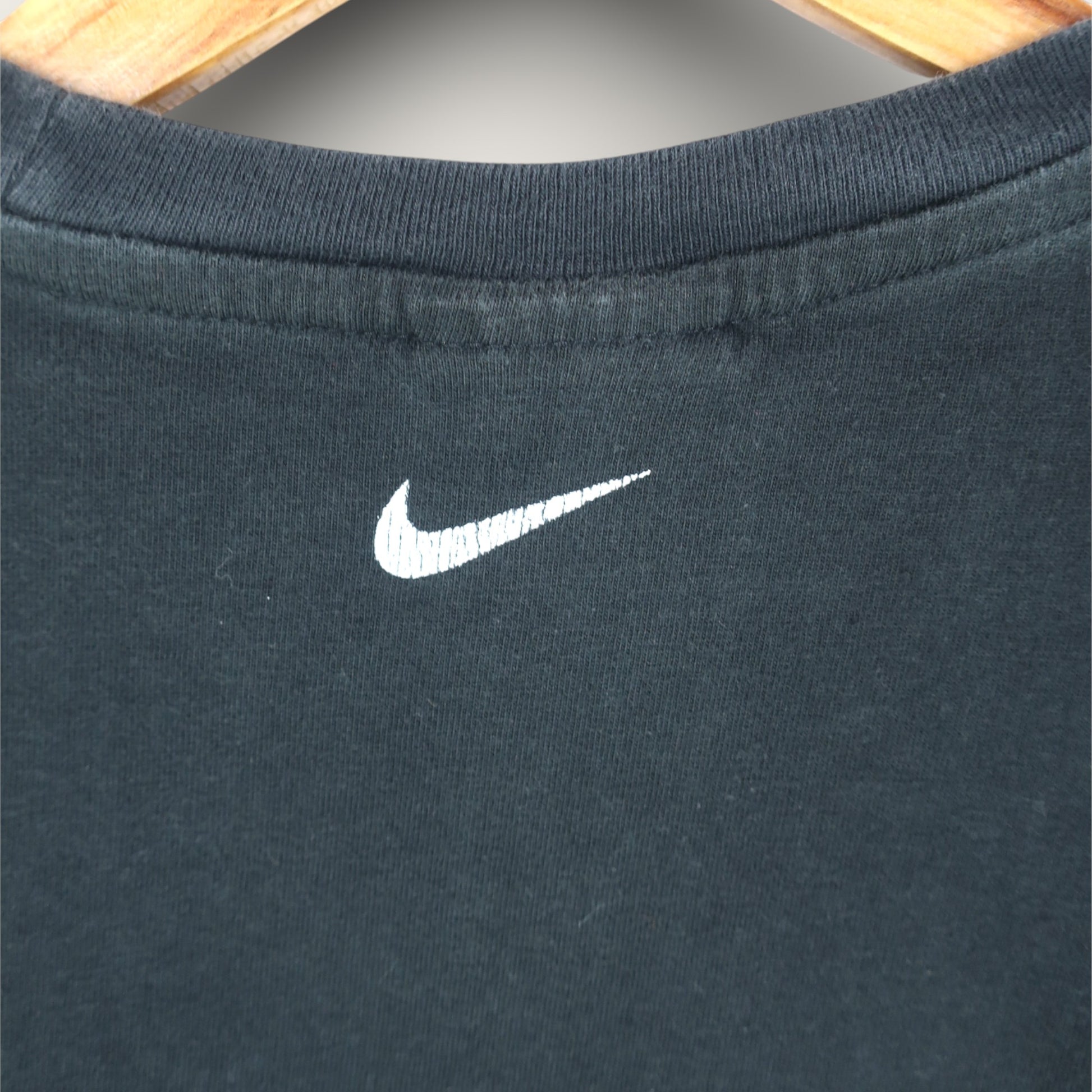 VINTAGE NIKE T-SHIRT - M