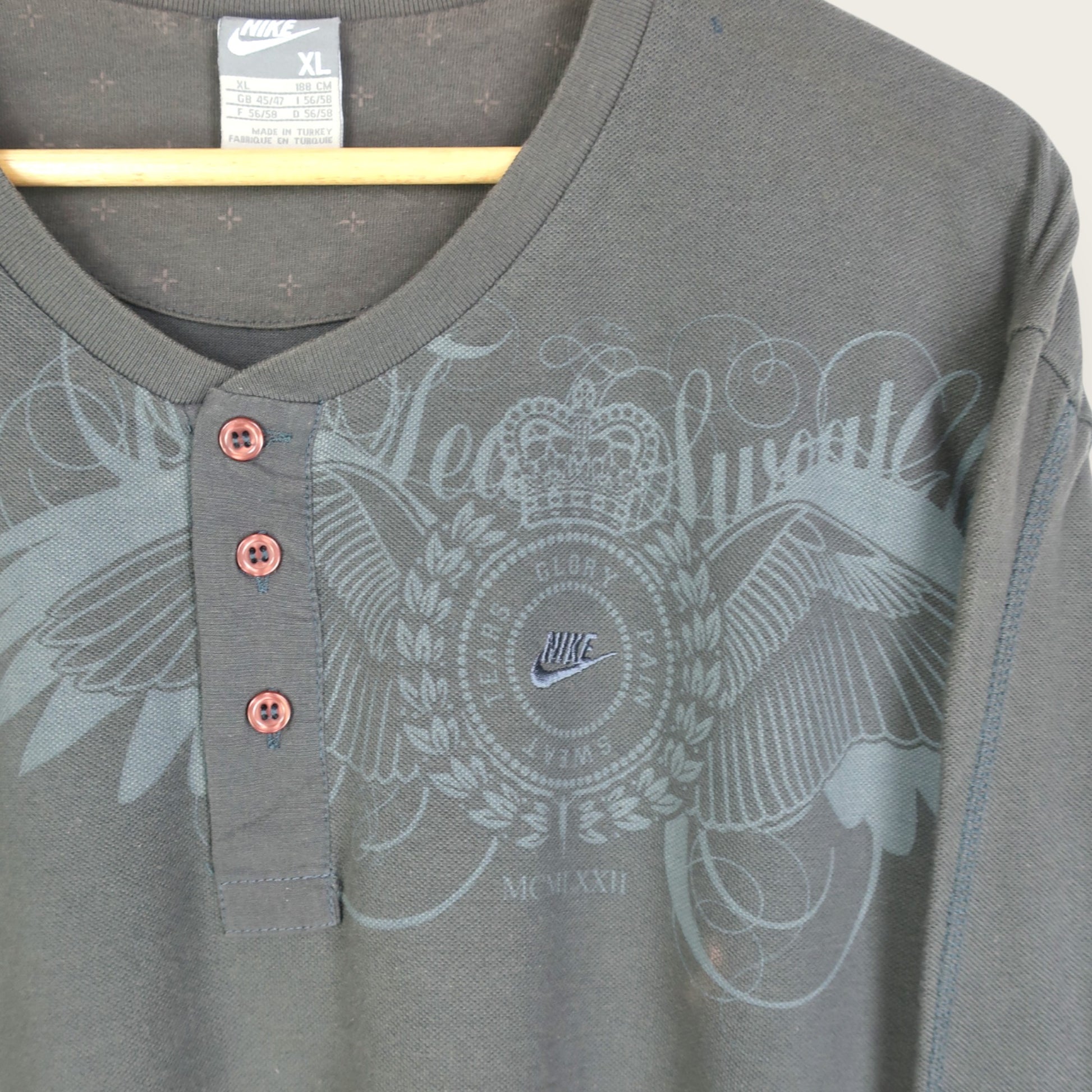 VINTAGE LONG-SLEEVE NIKE T-SHIRT - XL