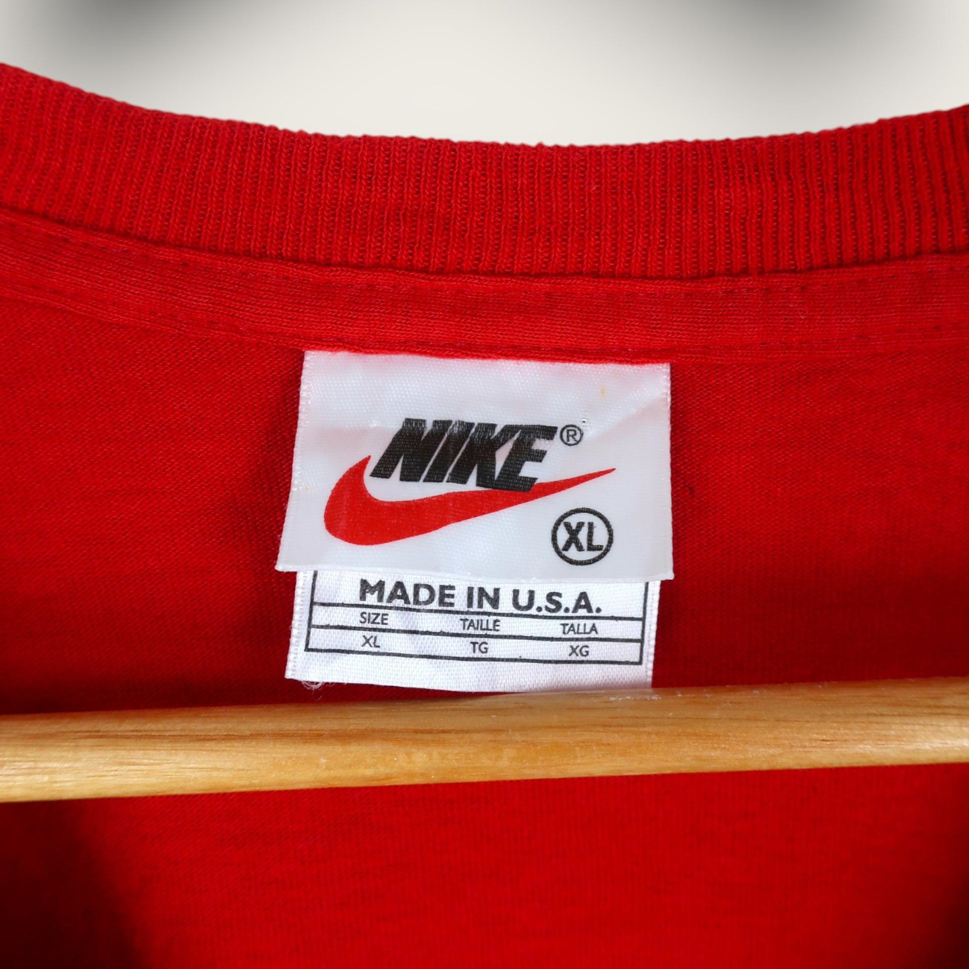 VINTAGE NIKE T-SHIRT - XL