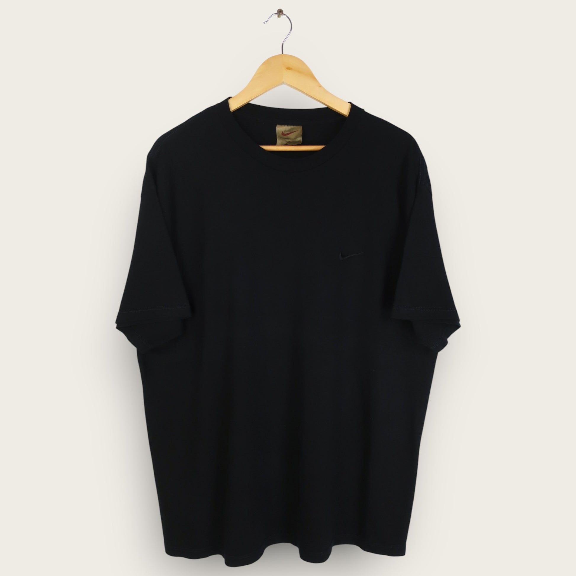 VINTAGE NIKE T-SHIRT - L