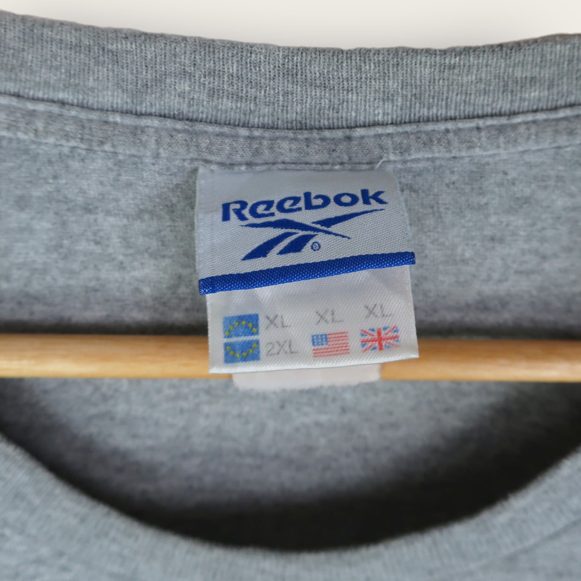 VINTAGE REEBOK T-SHIRT - XL/XXL