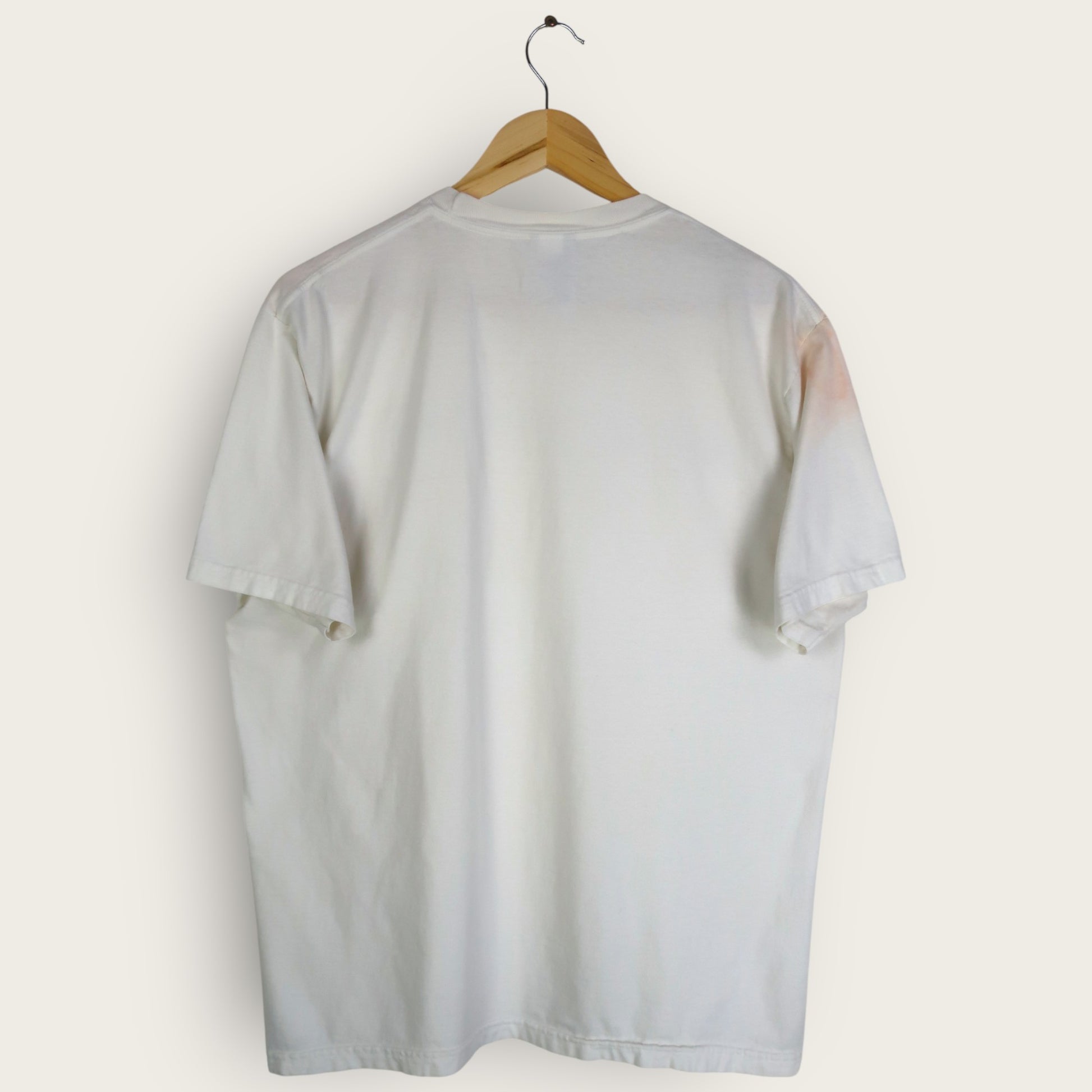 VINTAGE NIKE BASKETBALL T-SHIRT - L