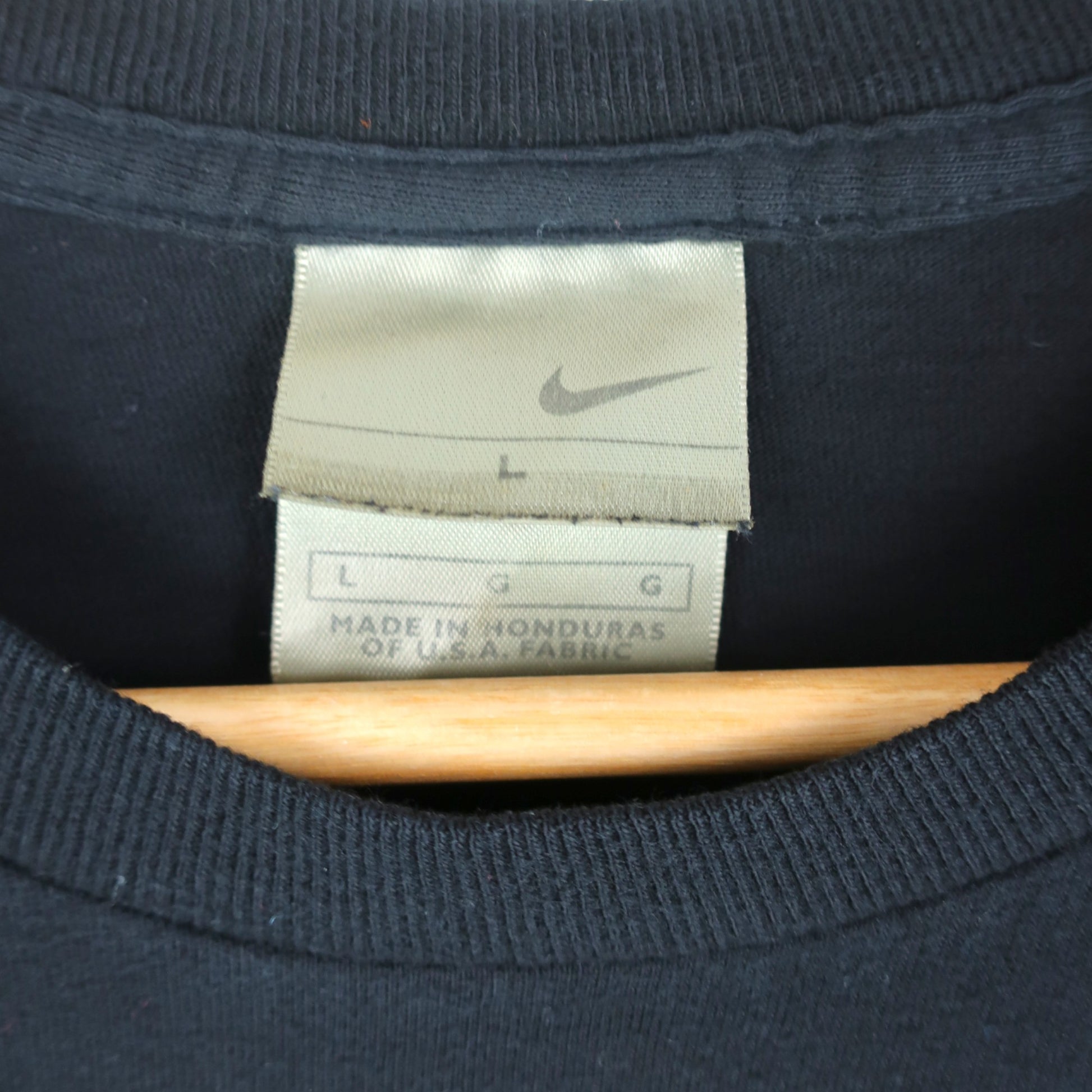 VINTAGE NIKE T-SHIRT - L