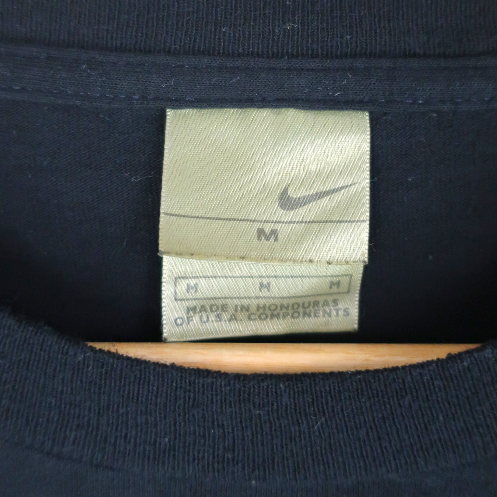 VINTAGE NIKE T-SHIRT - M