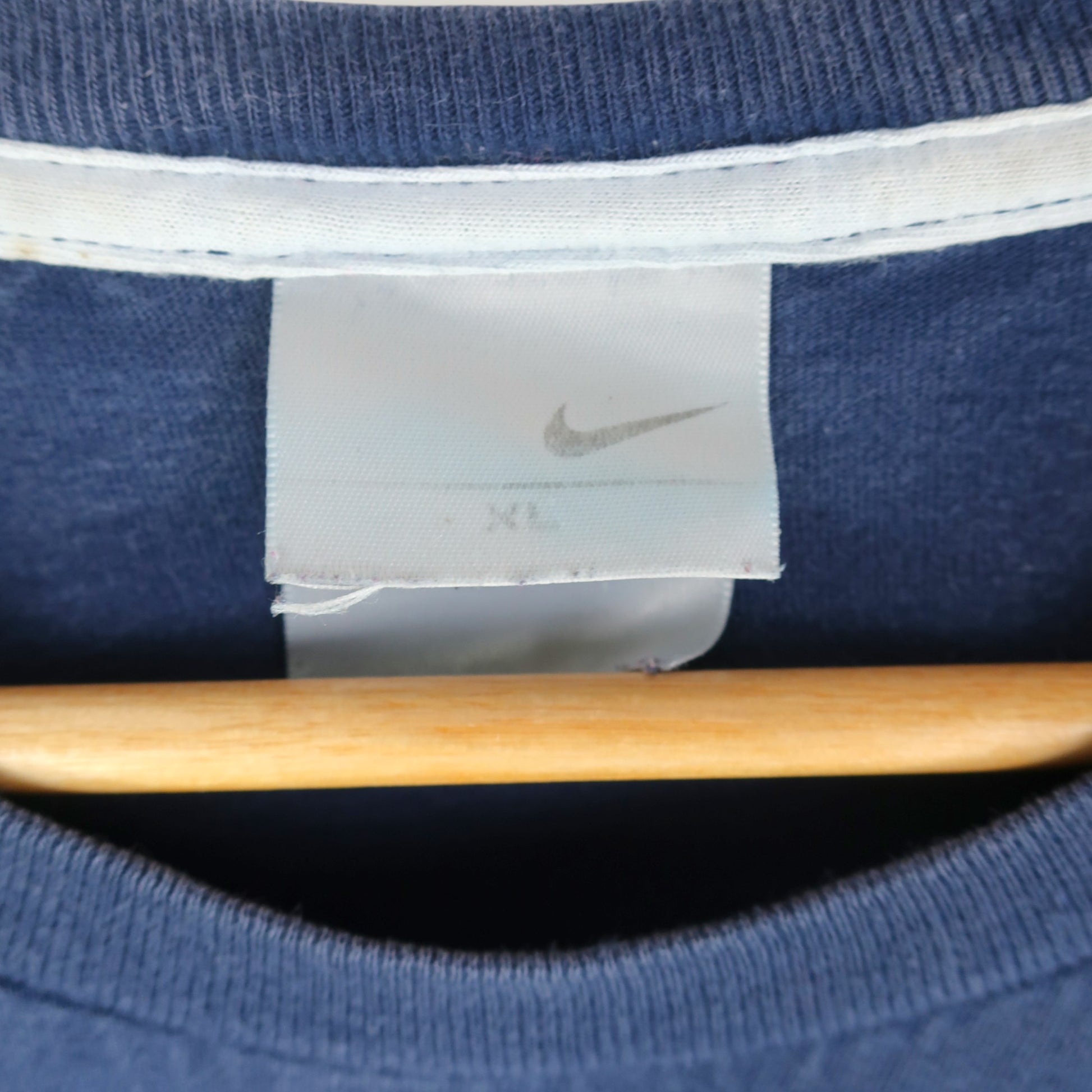 VINTAGE NIKE T-SHIRT - XL