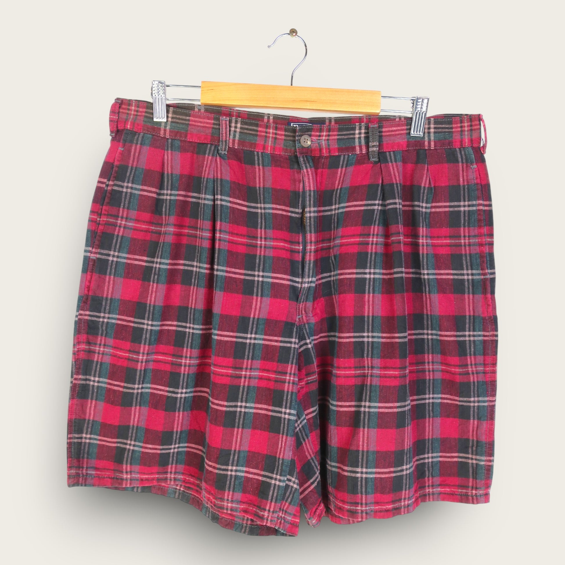 VINTAGE RALPH LAUREN PLAID SHORTS - 38"