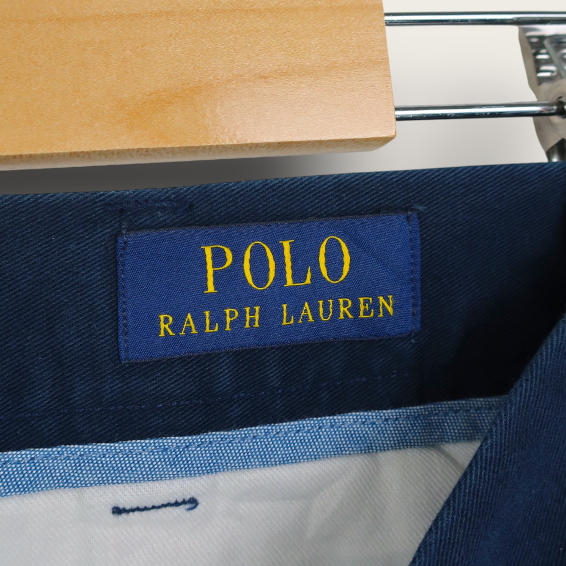 VINTAGE RALPH LAUREN CHINO SHORTS - 38"