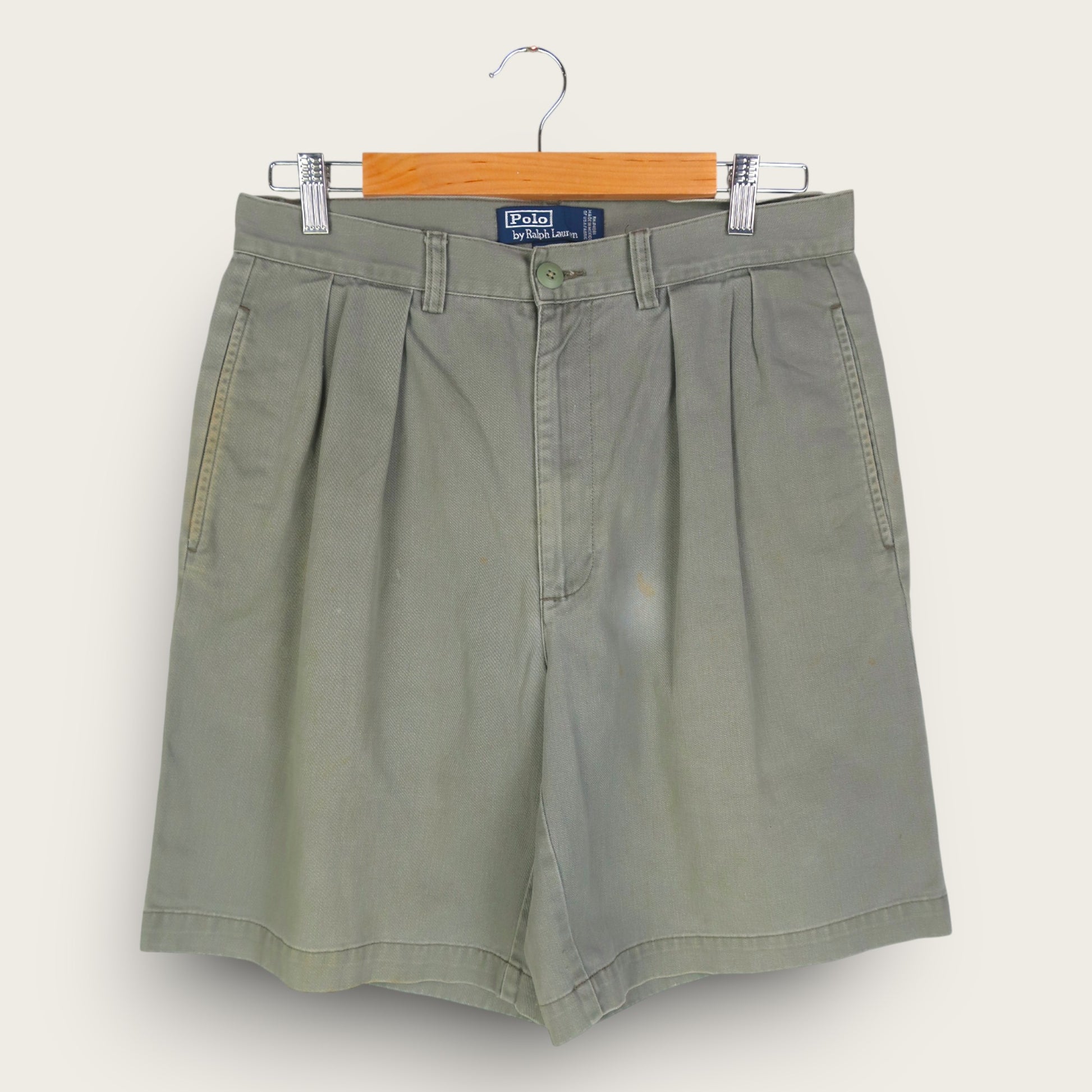 VINTAGE RALPH LAUREN PLEATED CHINO SHORTS - 31"