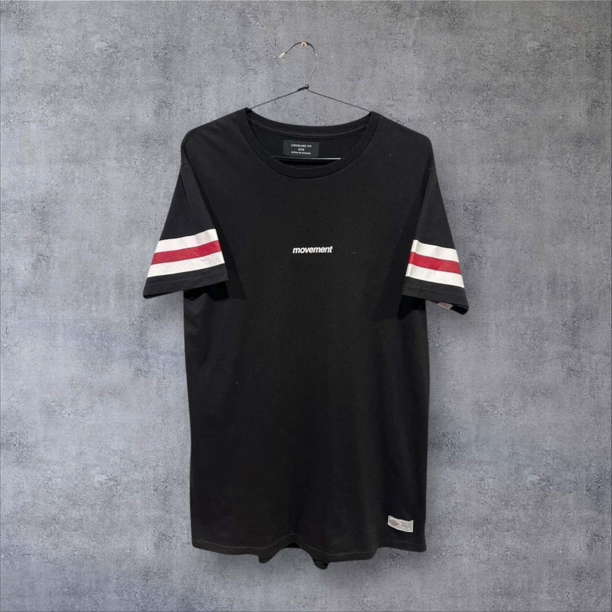 COTTON ON T-SHIRT - M