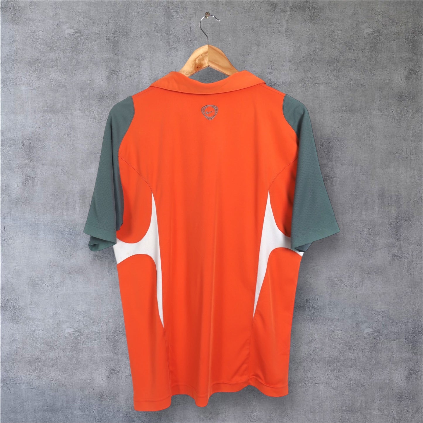 VINTAGE NIKE POLO SHIRT - L/XL