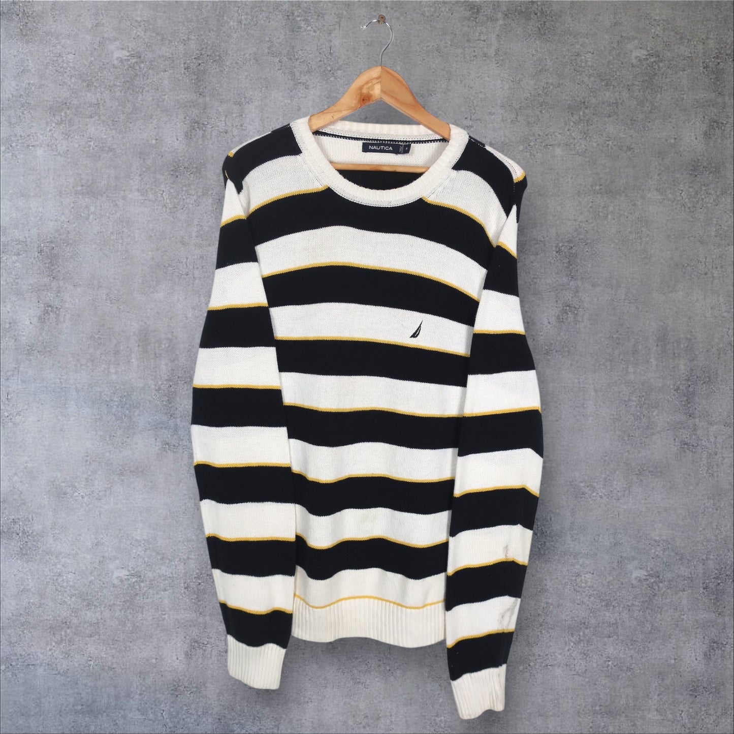 VINTAGE NAUTICA KNIT SWEATER - M