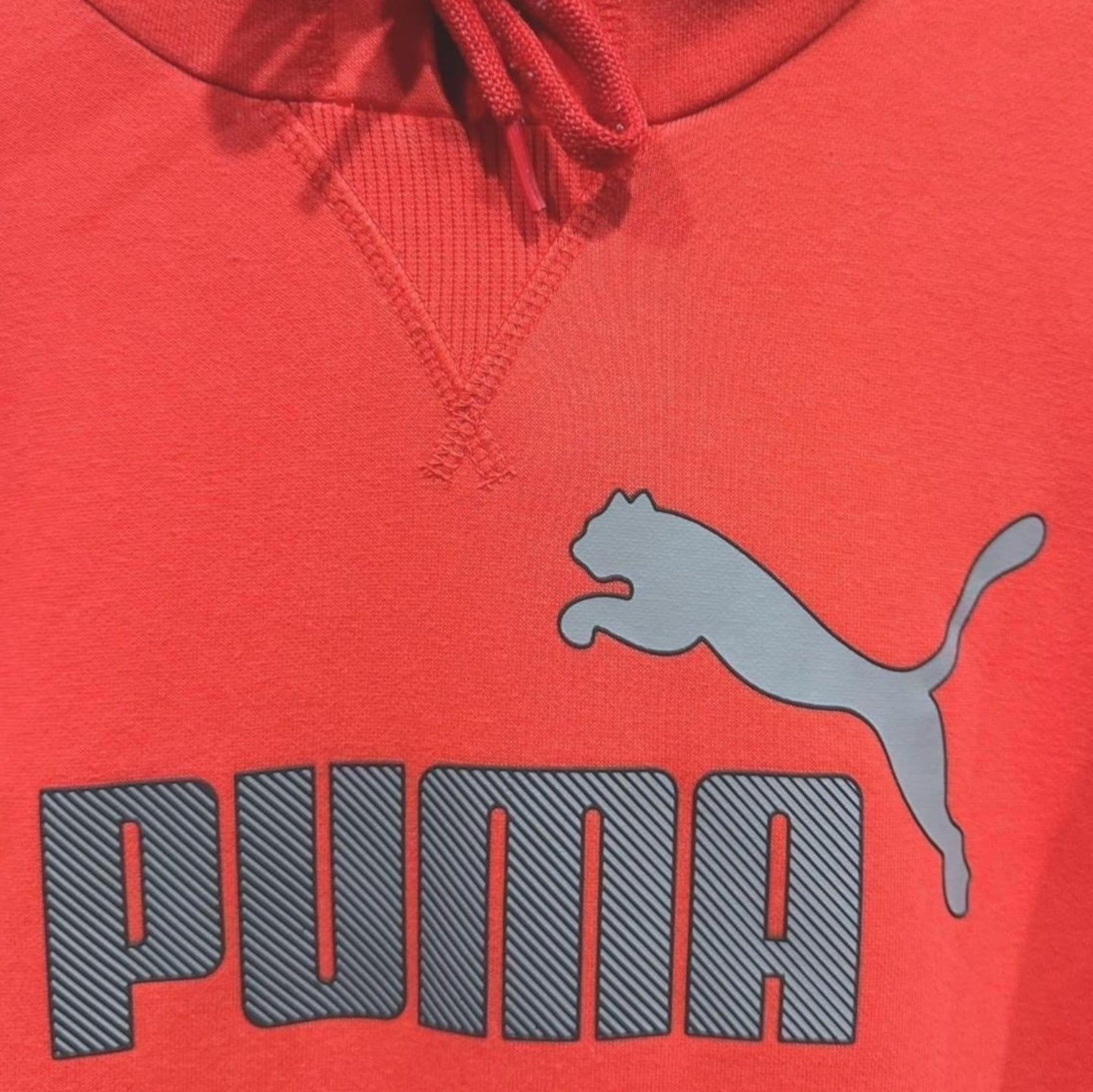 VINTAGE PUMA HOODIE - M