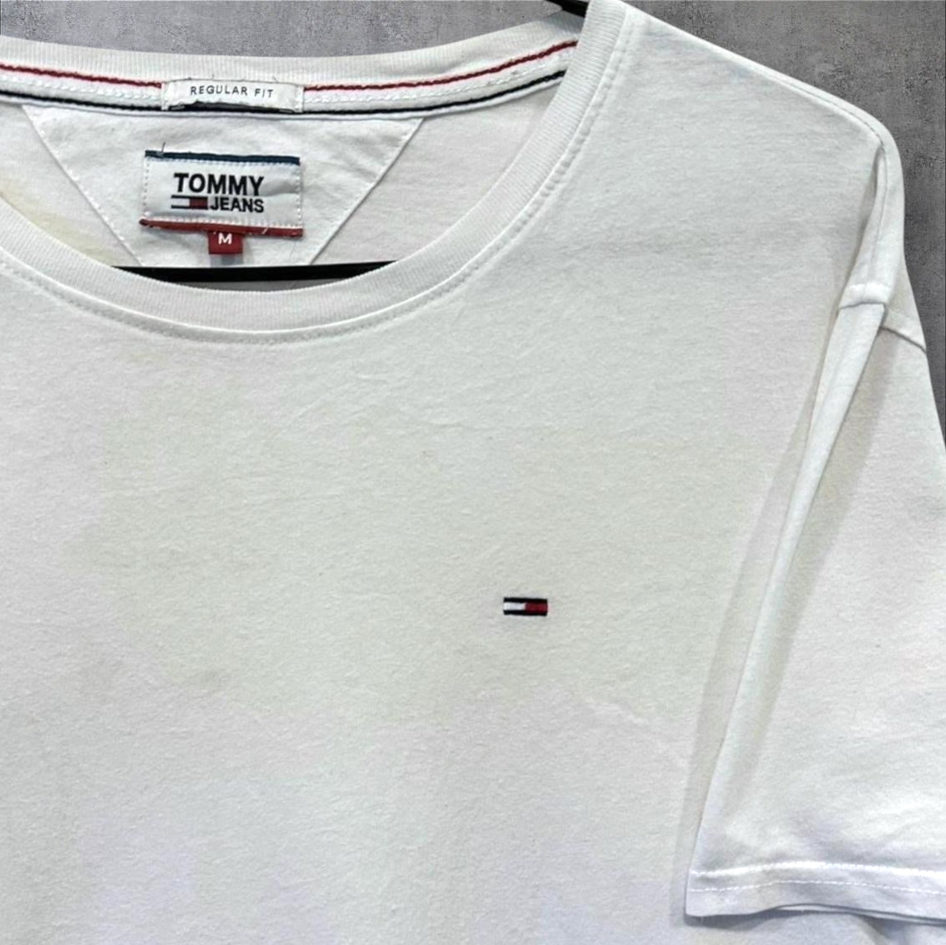 TOMMY HILFIGER T-SHIRT - S/M