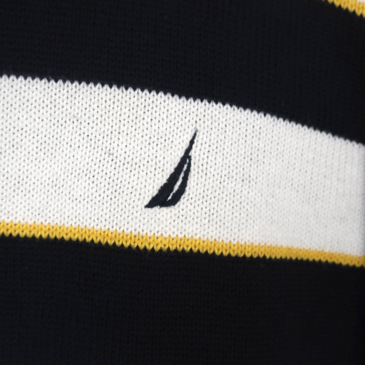 VINTAGE NAUTICA KNIT SWEATER - M
