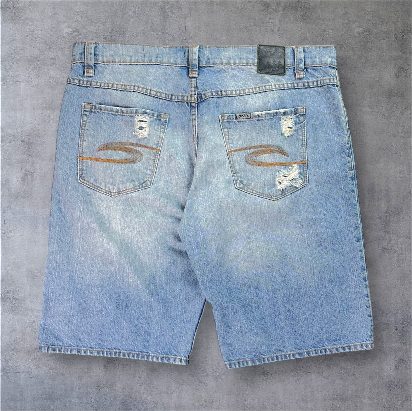 VINTAGE RIPCURL DENIM SHORTS - 38