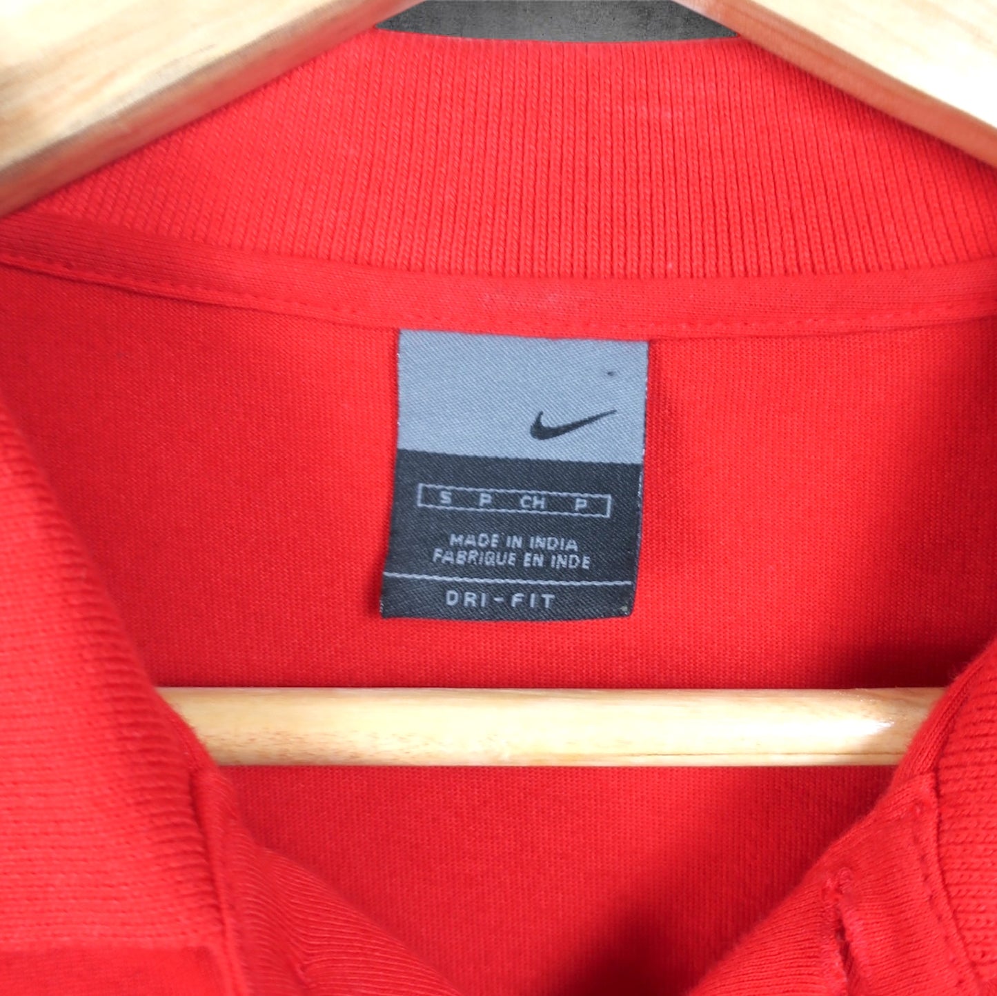 VINTAGE NIKE POLO SHIRT - S