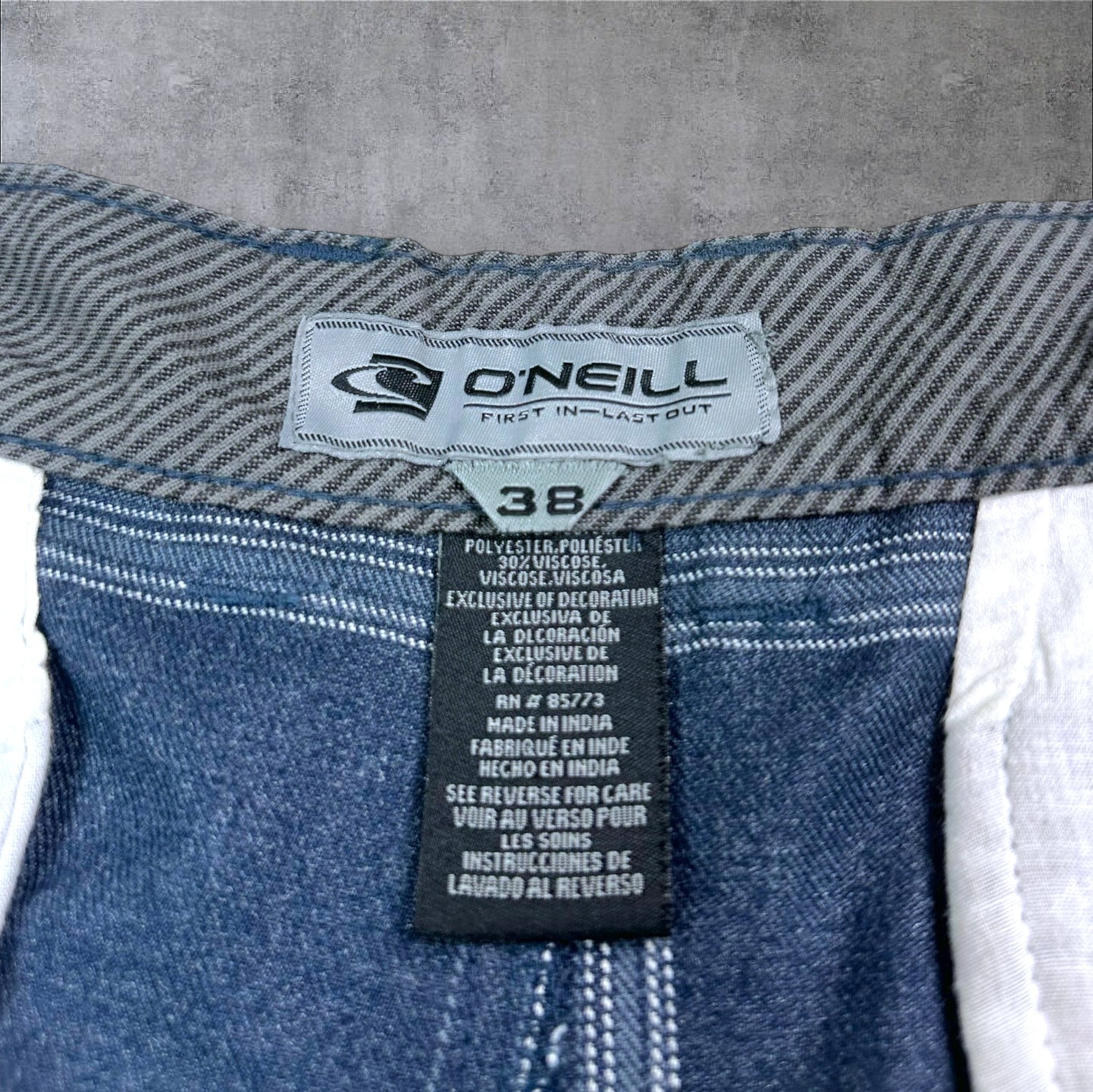 VINTAGE O'NEILL SHORTS - 38"